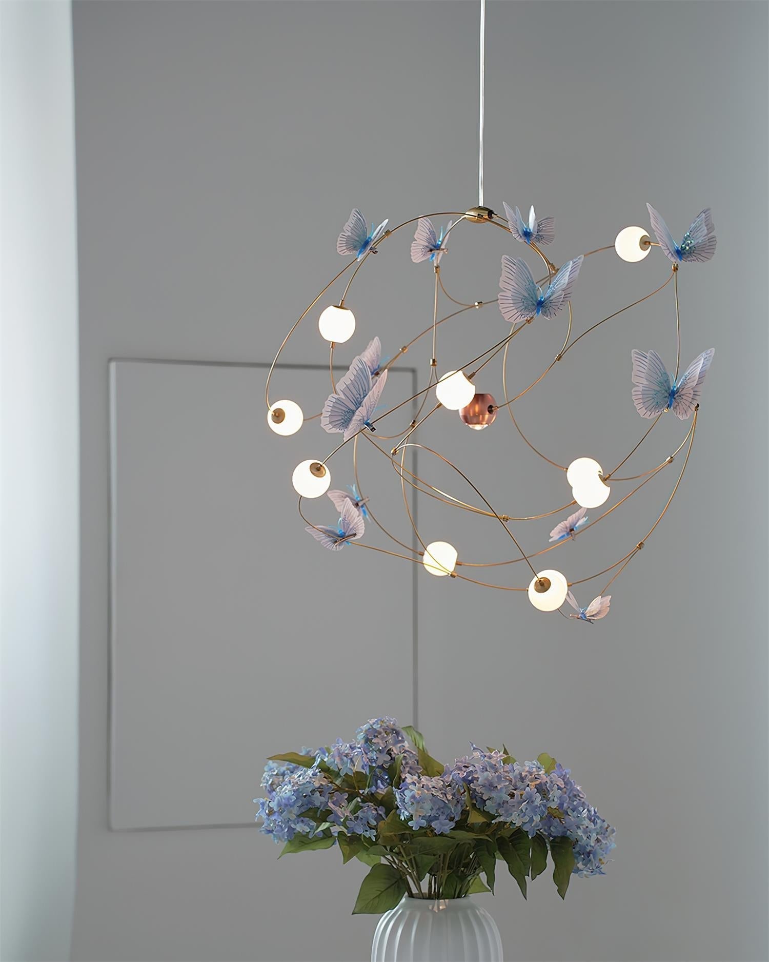 Elthira Chandelier
