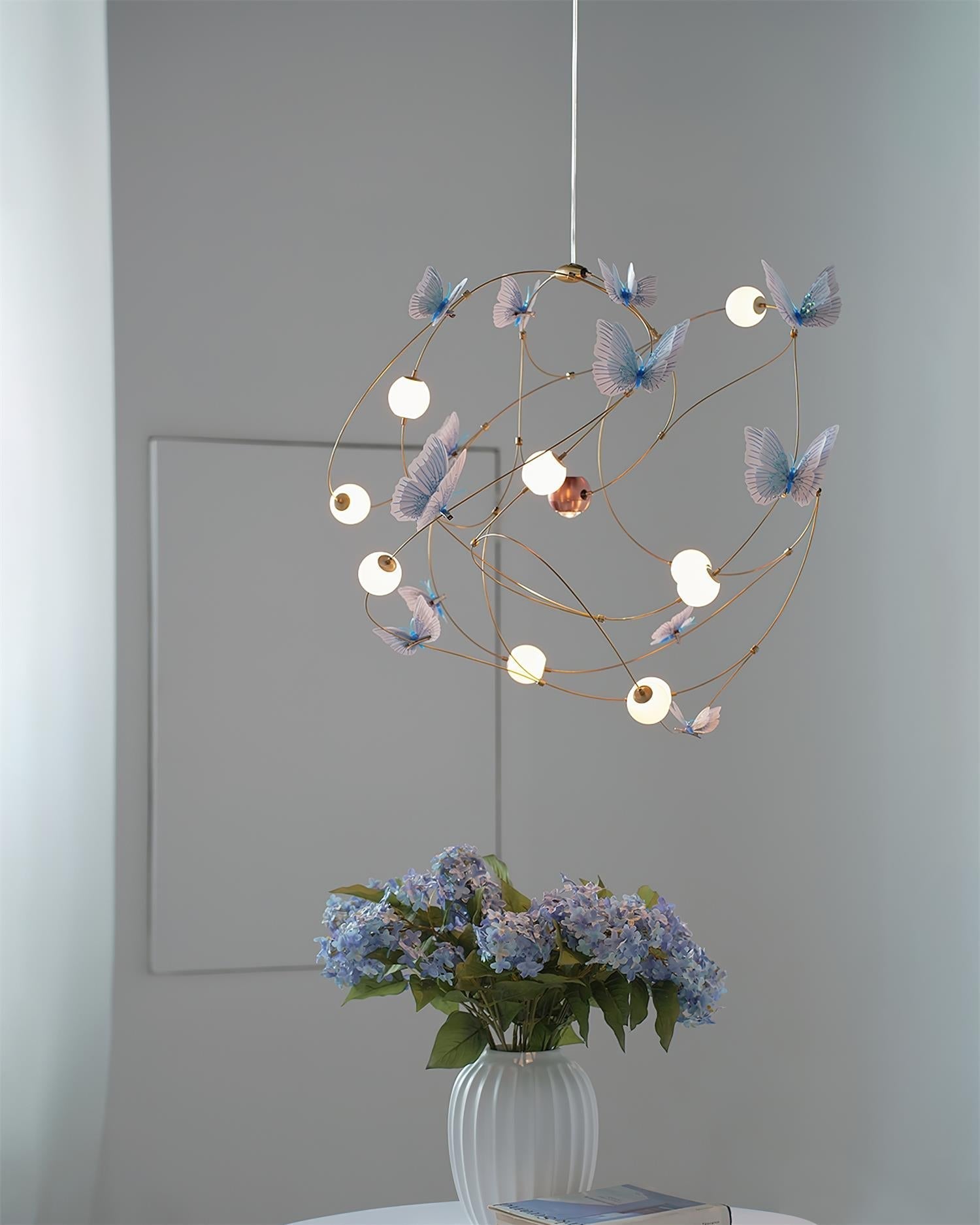 Elthira Chandelier