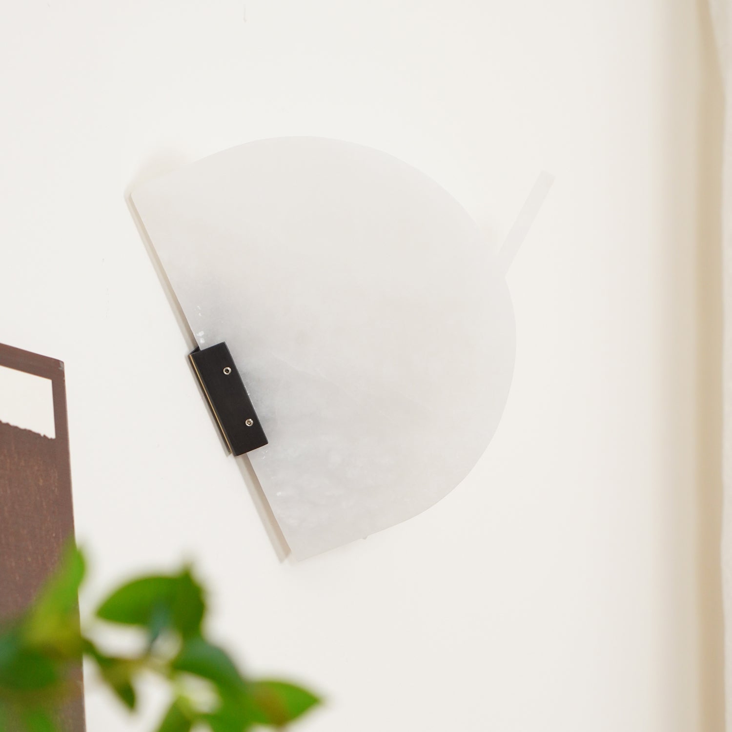 Pase Heart Alabaster Wall Light-Neutral Decor