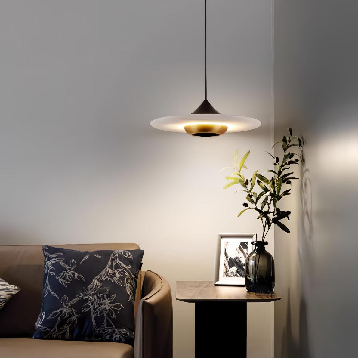 Avelyn Marble Cozy Pendant Lamp-Neutral Decor