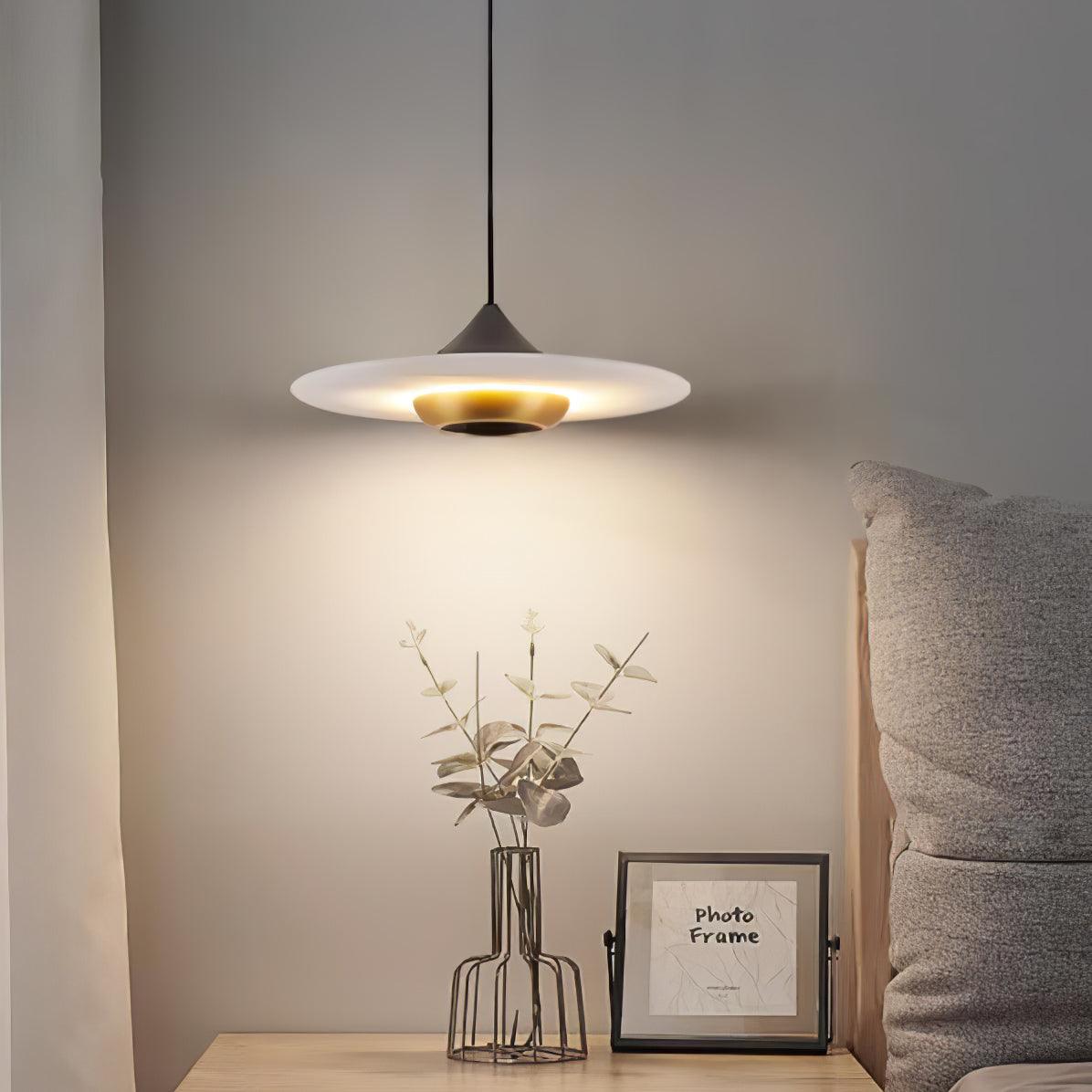 Avelyn Marble Cozy Pendant Lamp-Neutral Decor