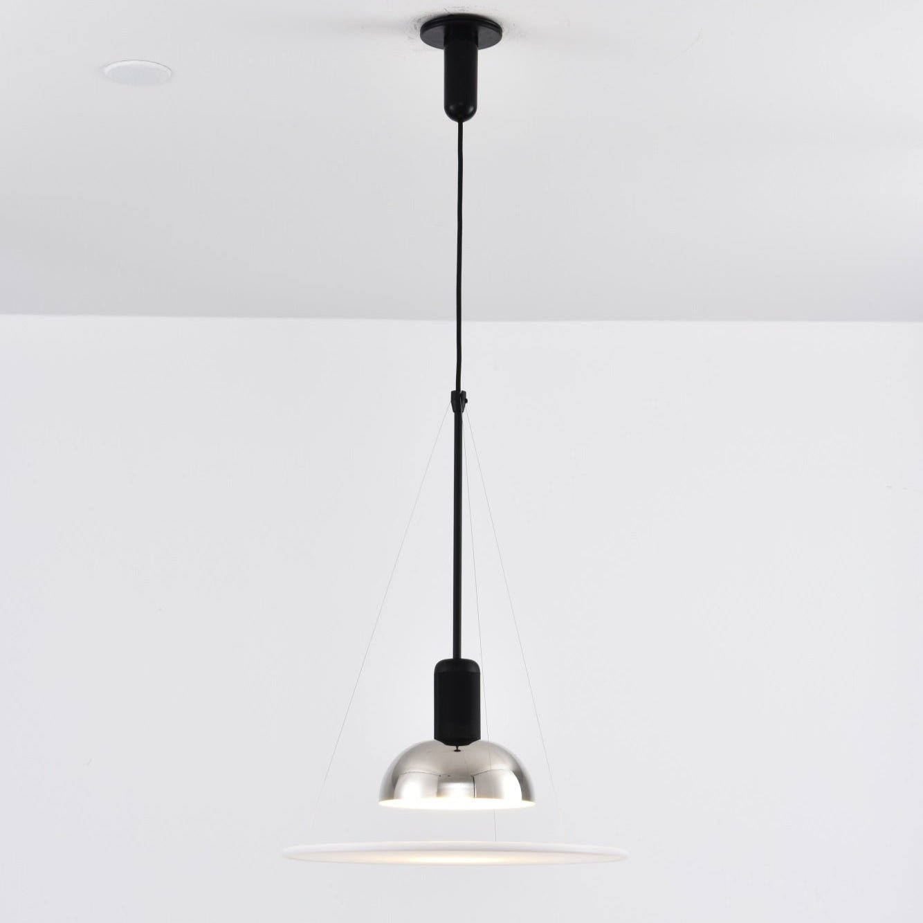 Vero Flying Saucer Pendant Light-Neutral Decor