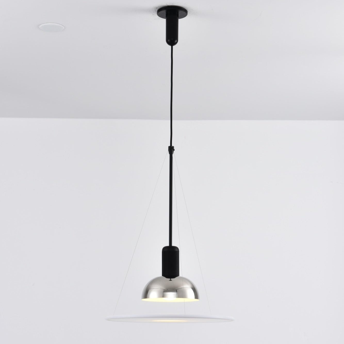 Vero Flying Saucer Pendant Light-Neutral Decor