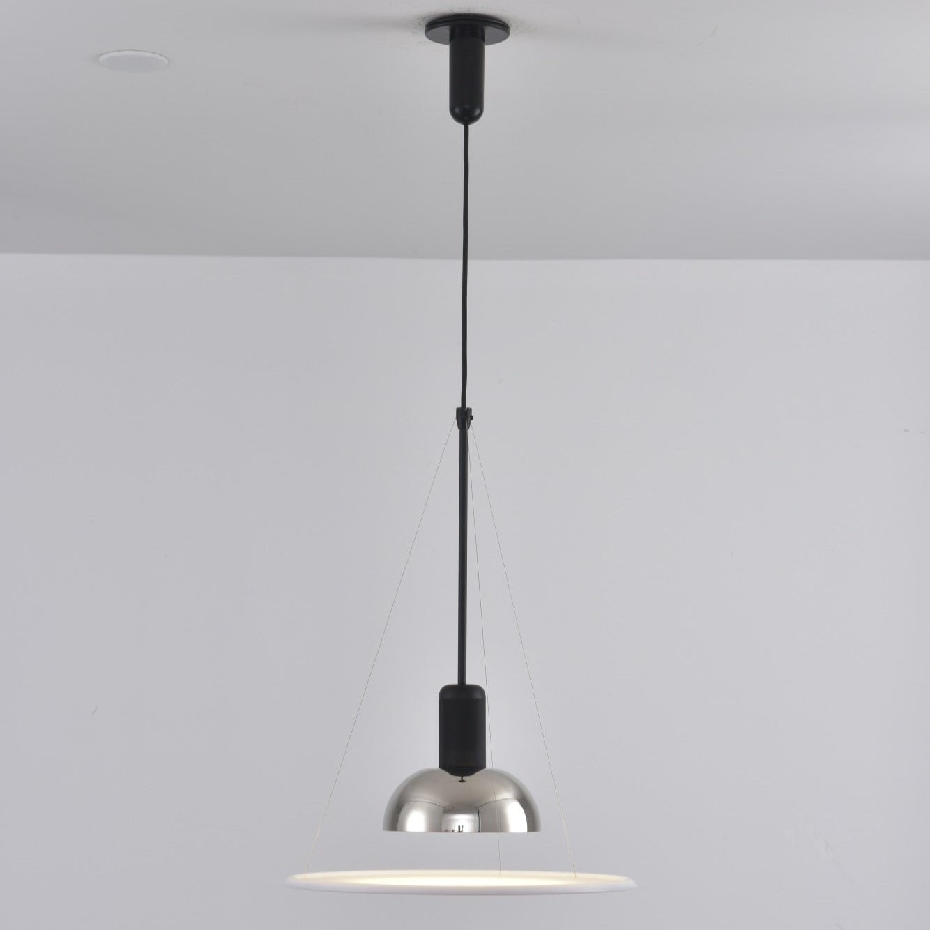 Vero Flying Saucer Pendant Light-Neutral Decor