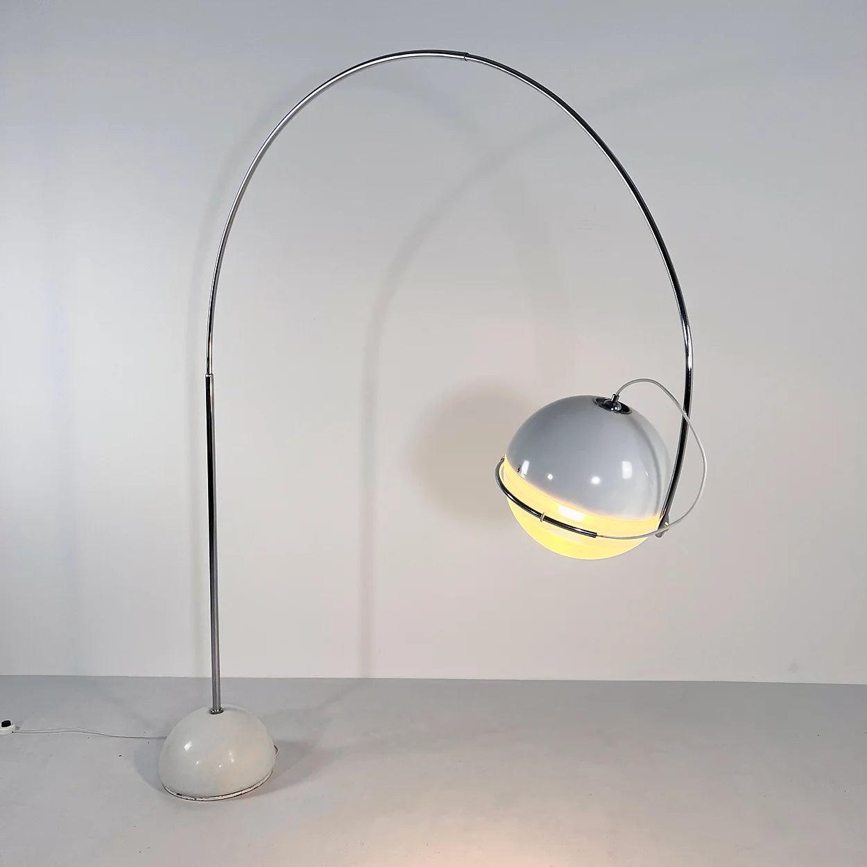 Caspian Floor Lamp