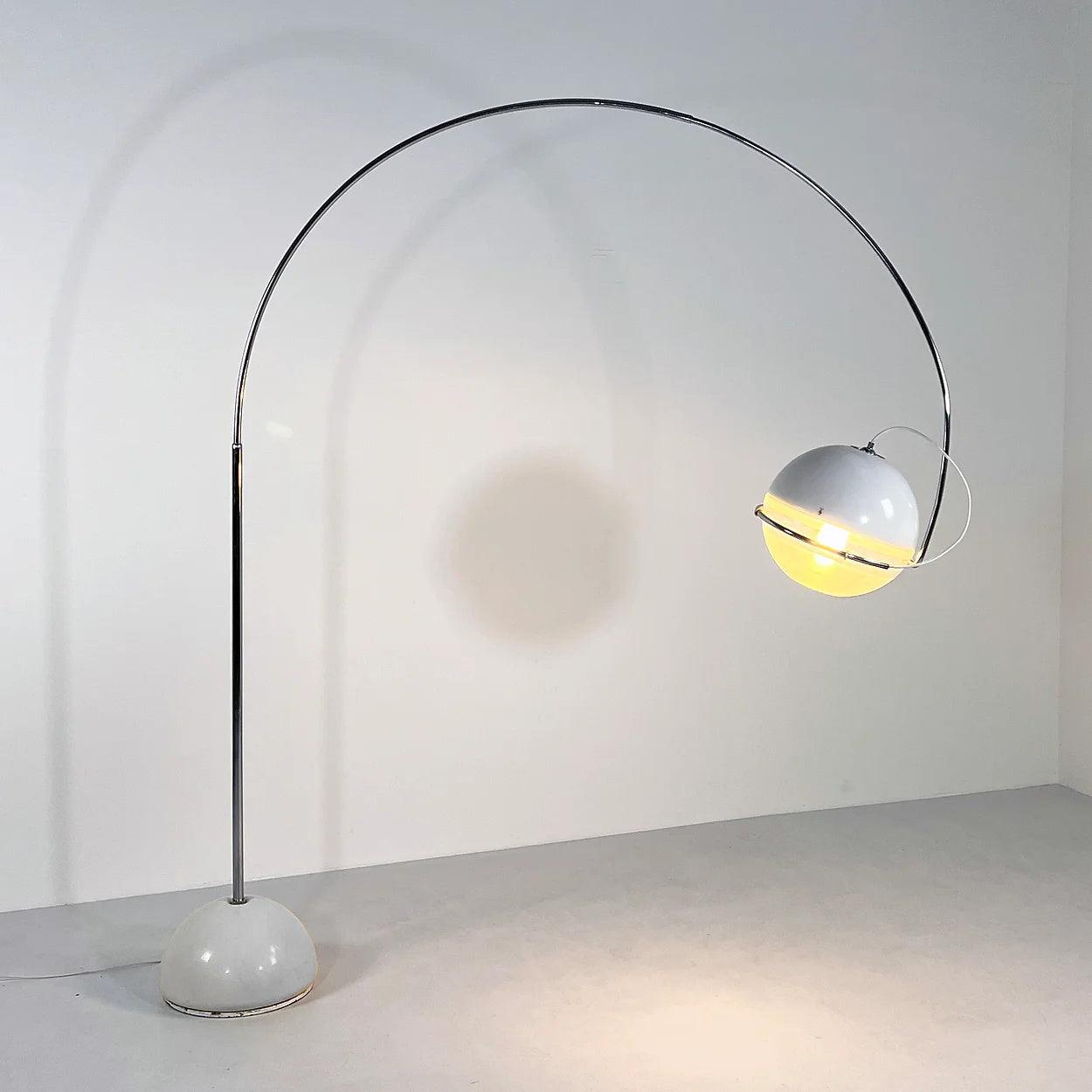 Caspian Floor Lamp