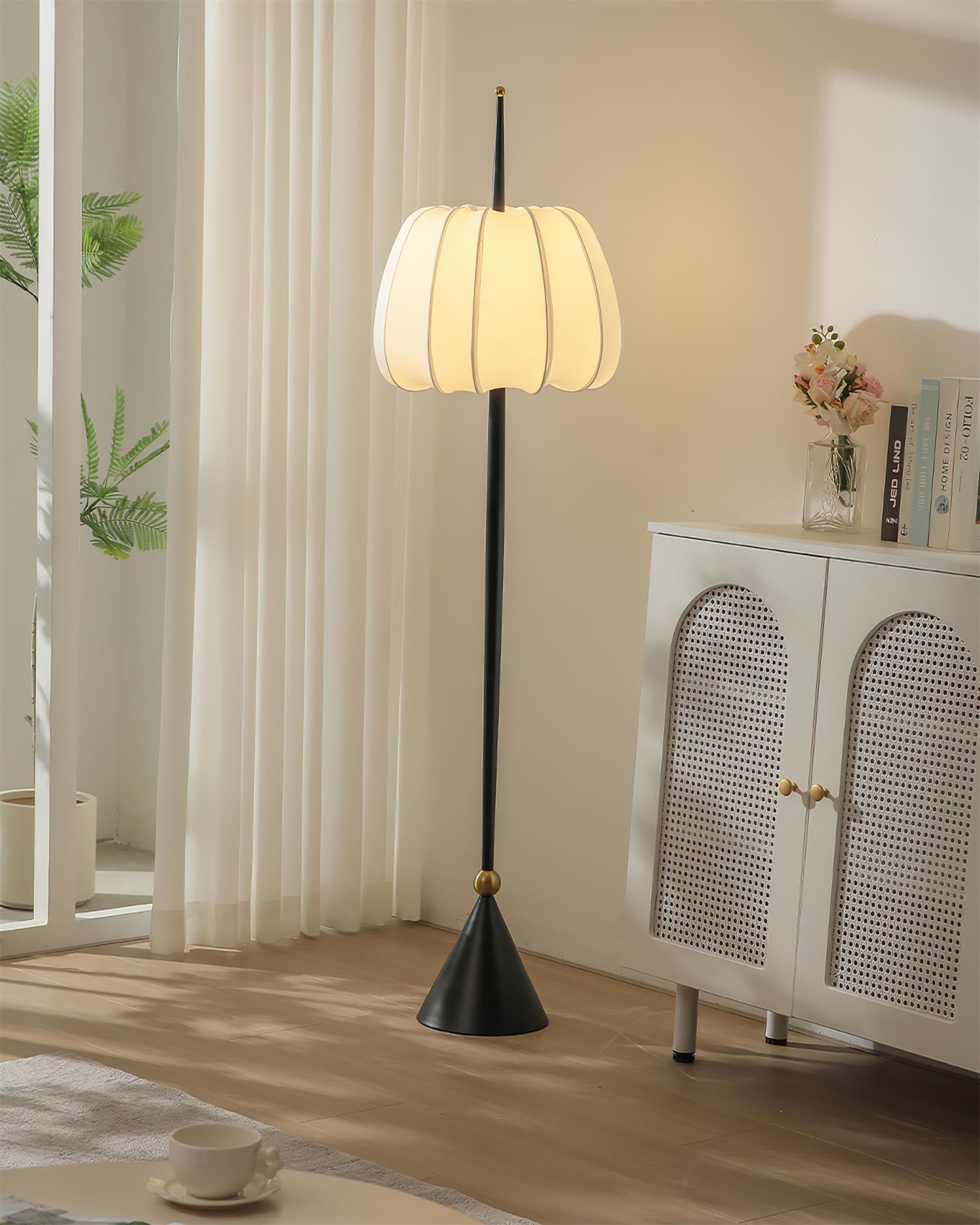 Turnip Floor Lamp
