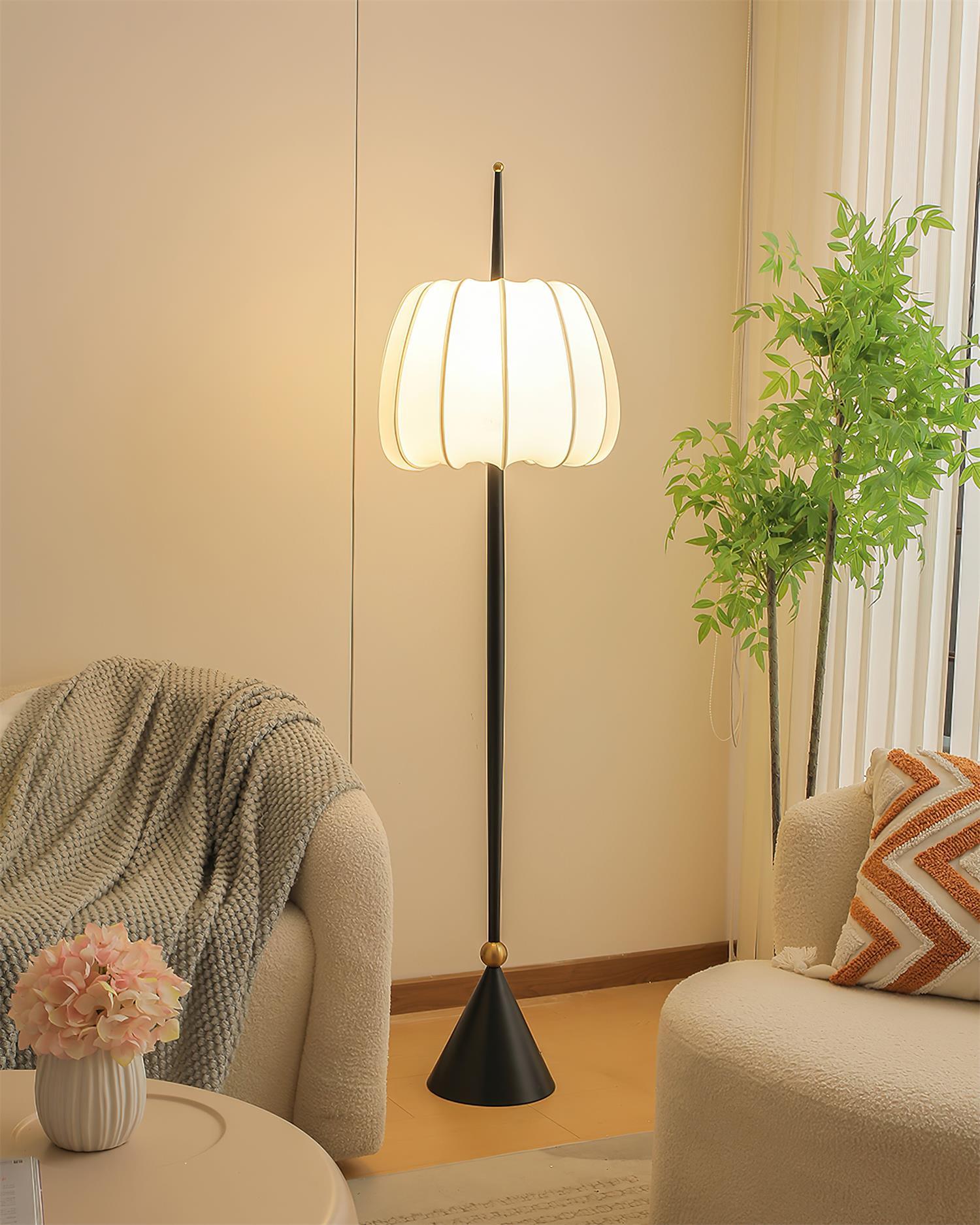 Turnip Floor Lamp