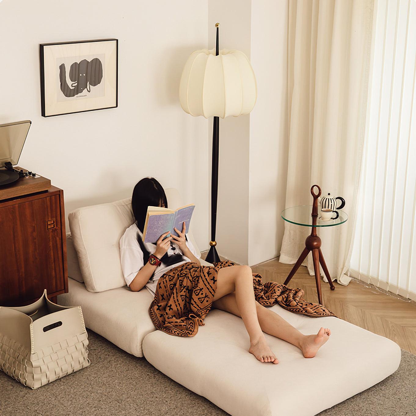 Turnip Floor Lamp