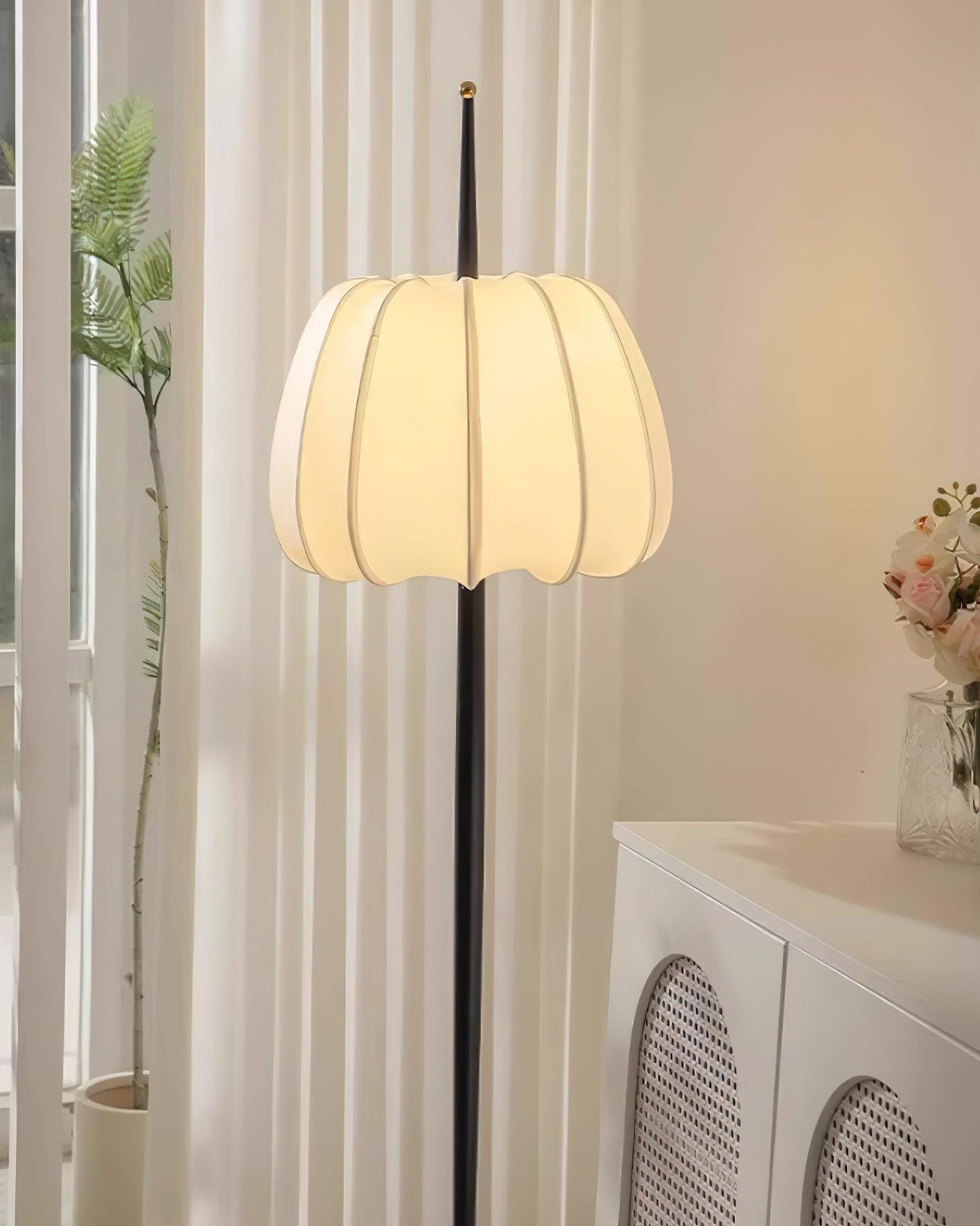 Turnip Floor Lamp