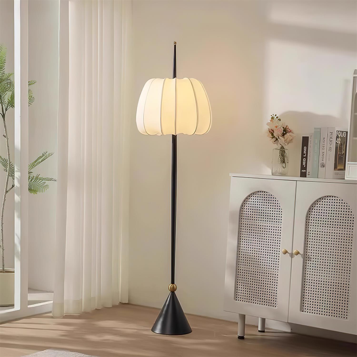 Turnip Floor Lamp