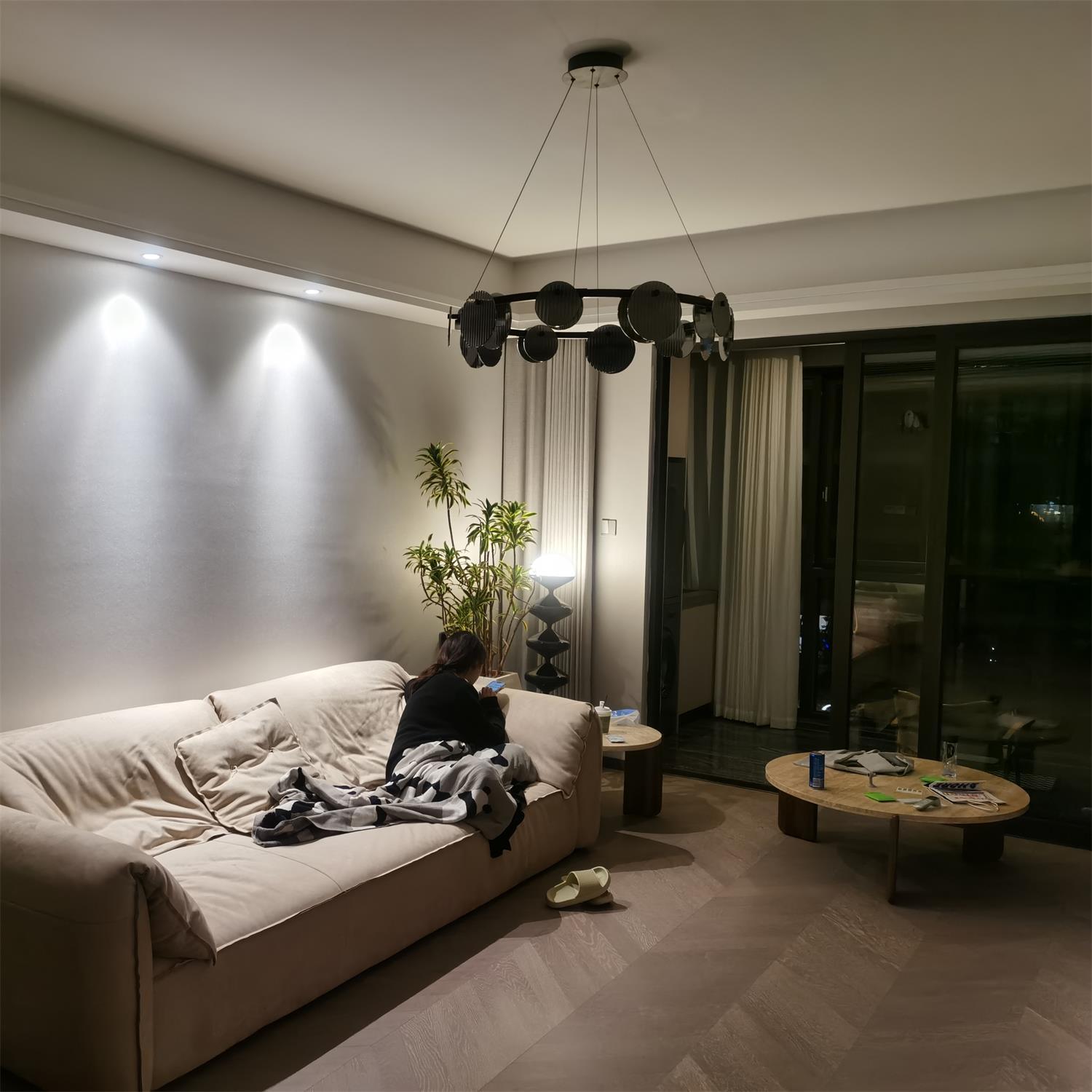 Eovin Chandelier Smoked Glass and Black Metal-Neutral Decor