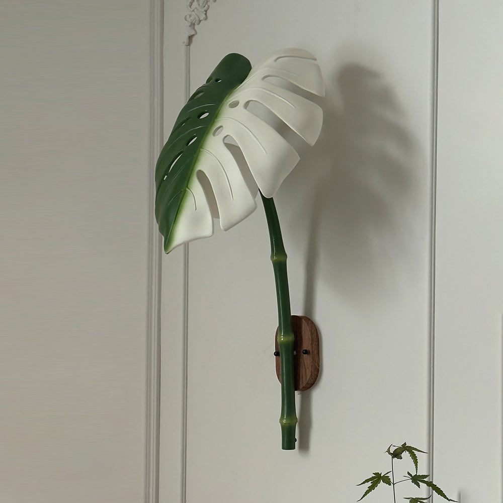 Monella Wall Lamp