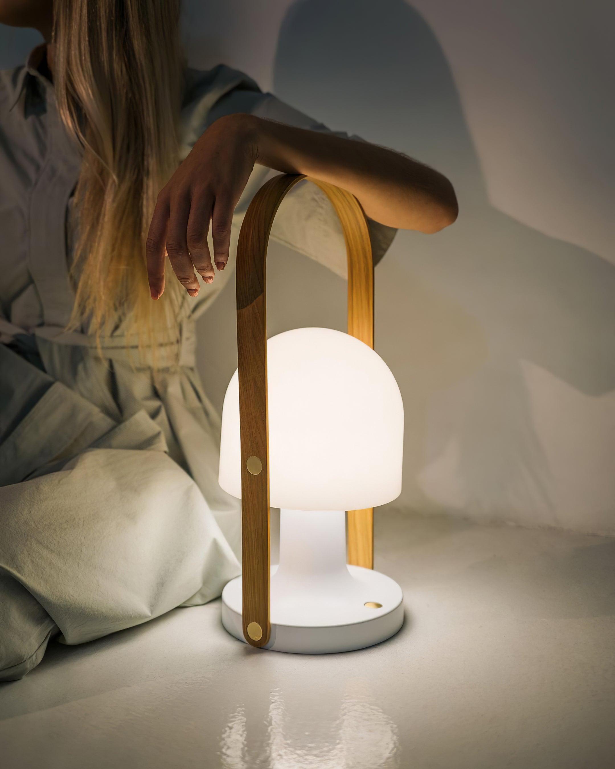 Koda Table Lamp