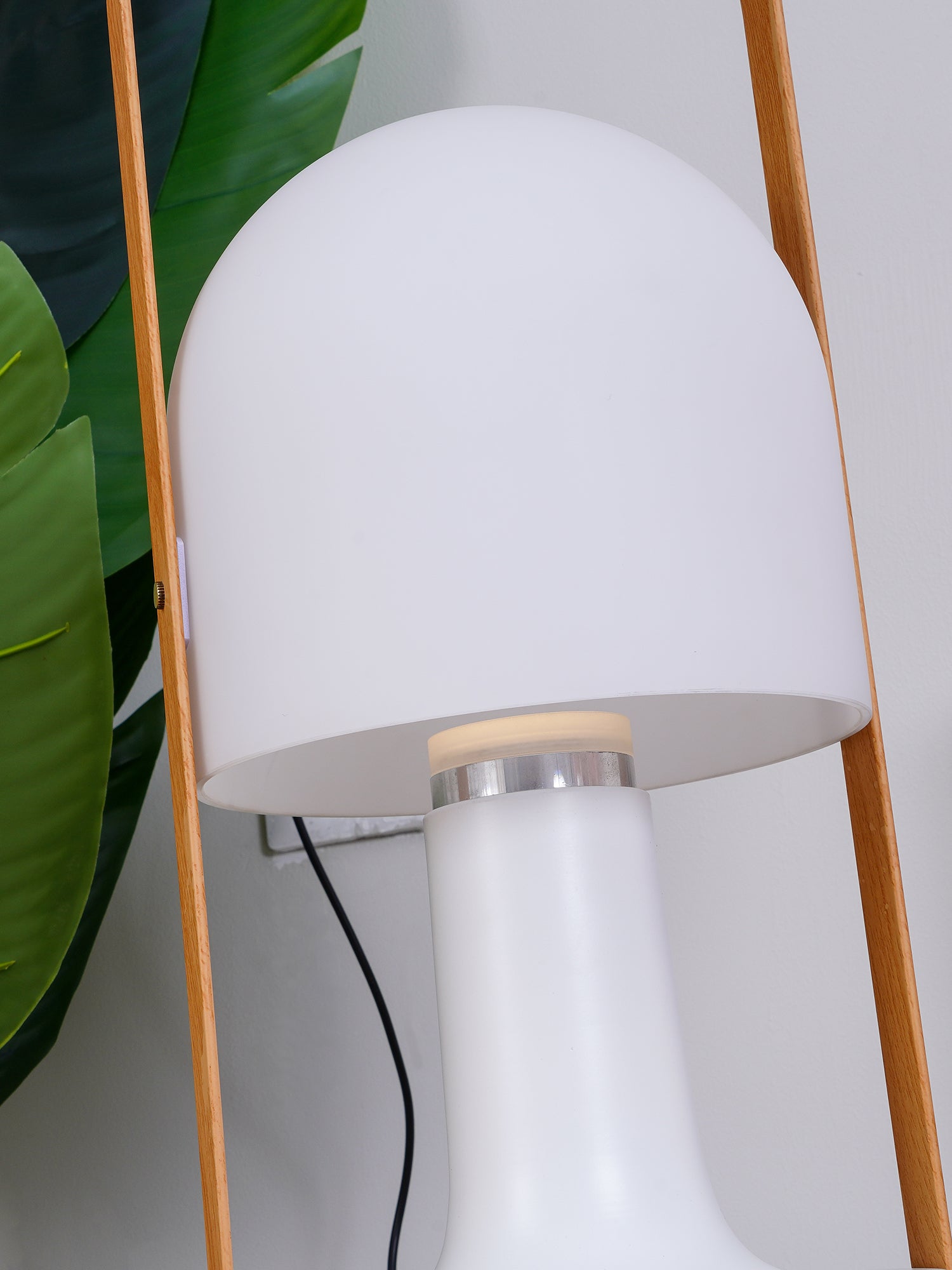 Nerys Scandinavian Table Lamp-Neutral Decor