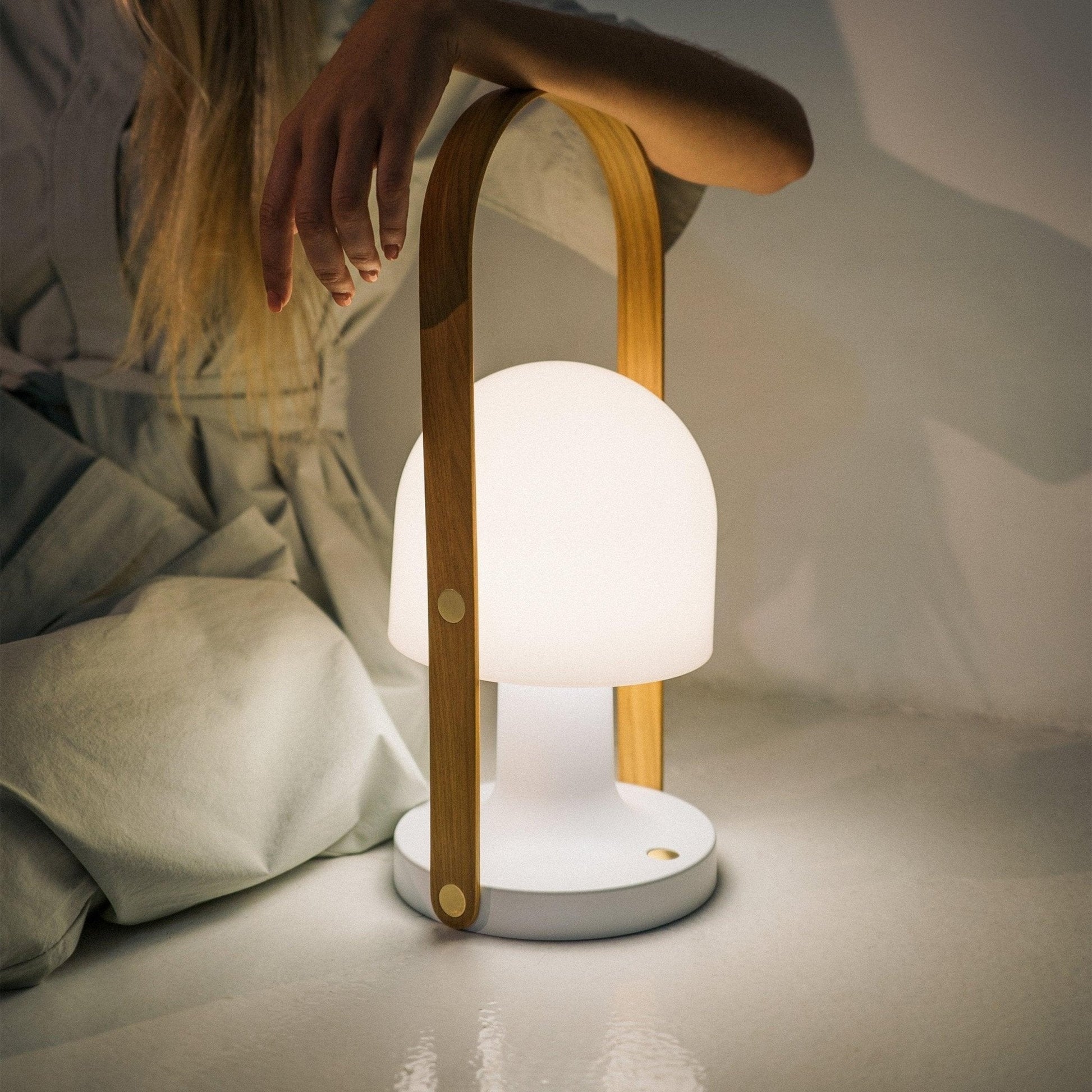 Nerys Scandinavian Table Lamp-Neutral Decor