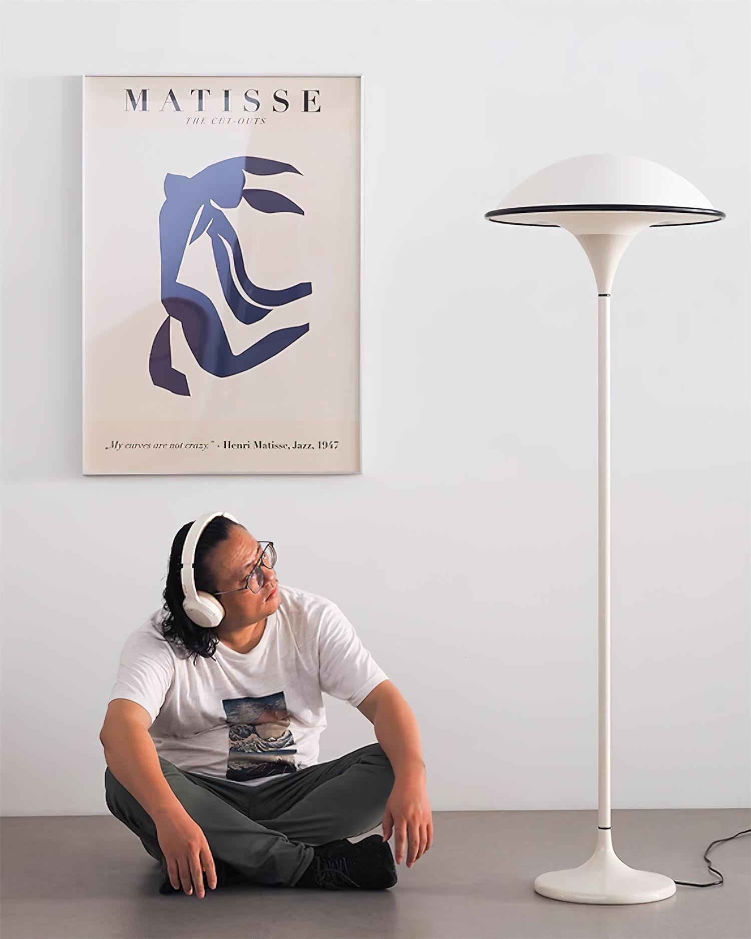Ormaren Retro Acrylic Floor Lamp-Neutral Decor