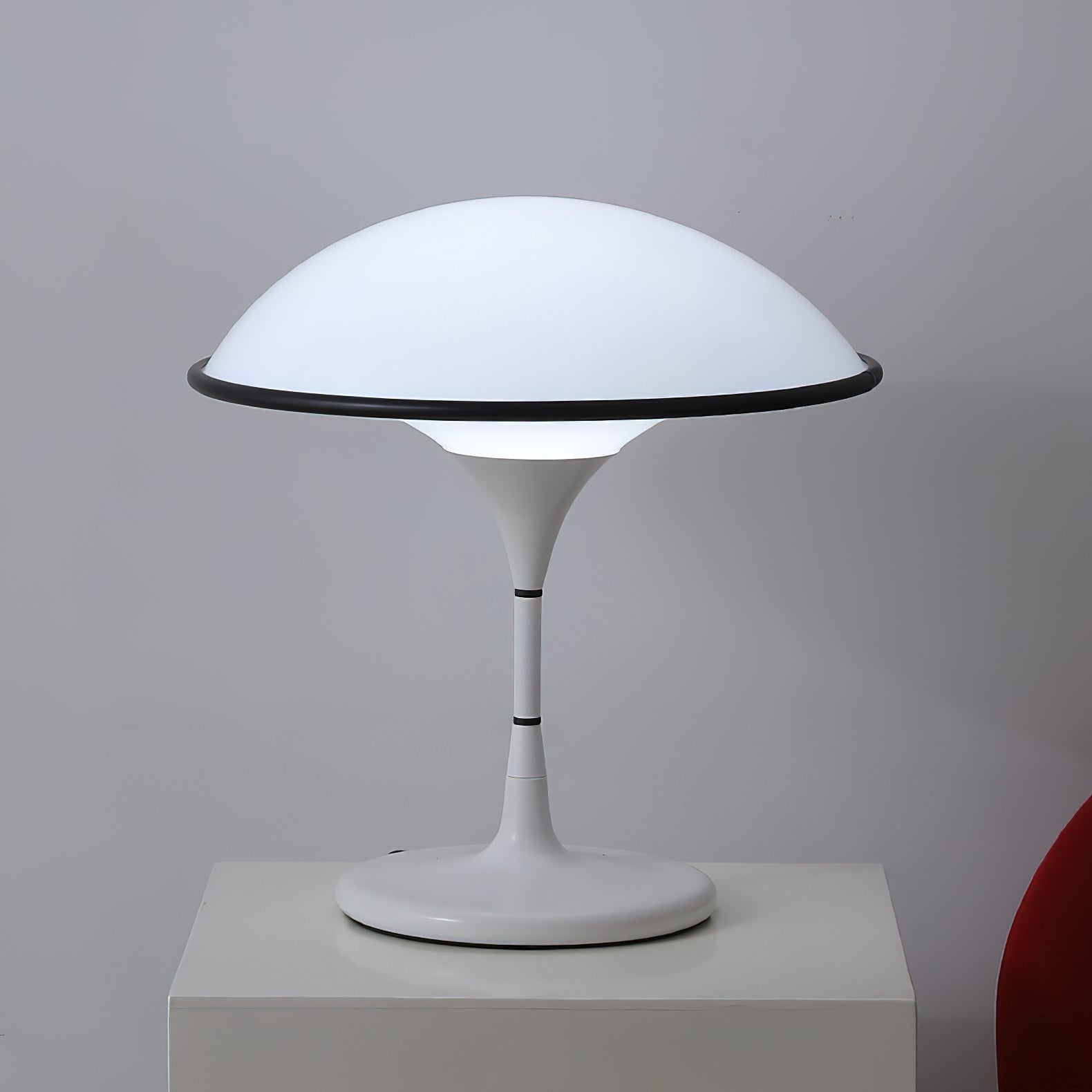 Revenor Acrylic Futuristic Table Lamp-Neutral Decor