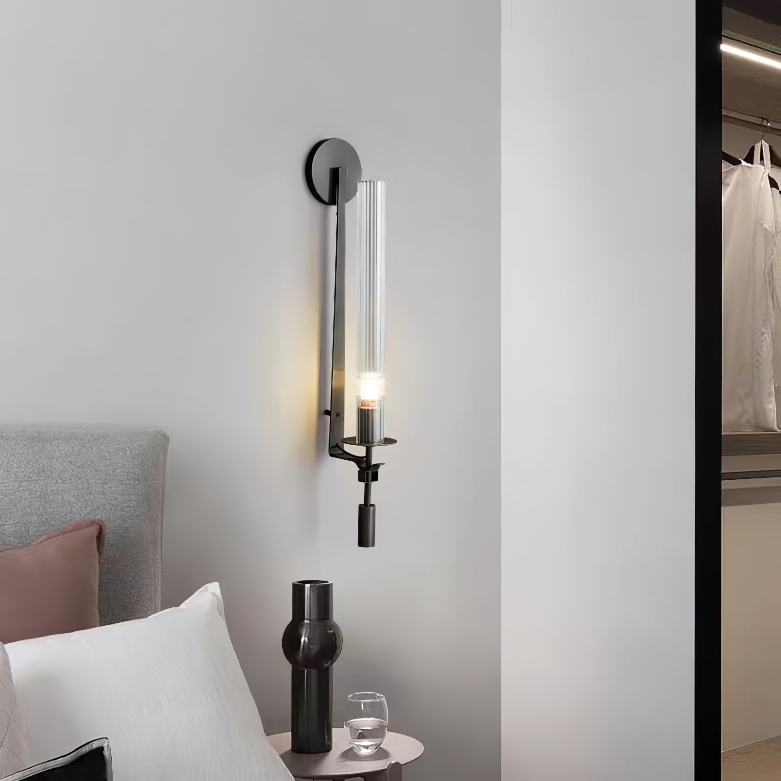Lustra Wall Lamp Brass Minimalist Ribbed Glass-Neutral Decor
