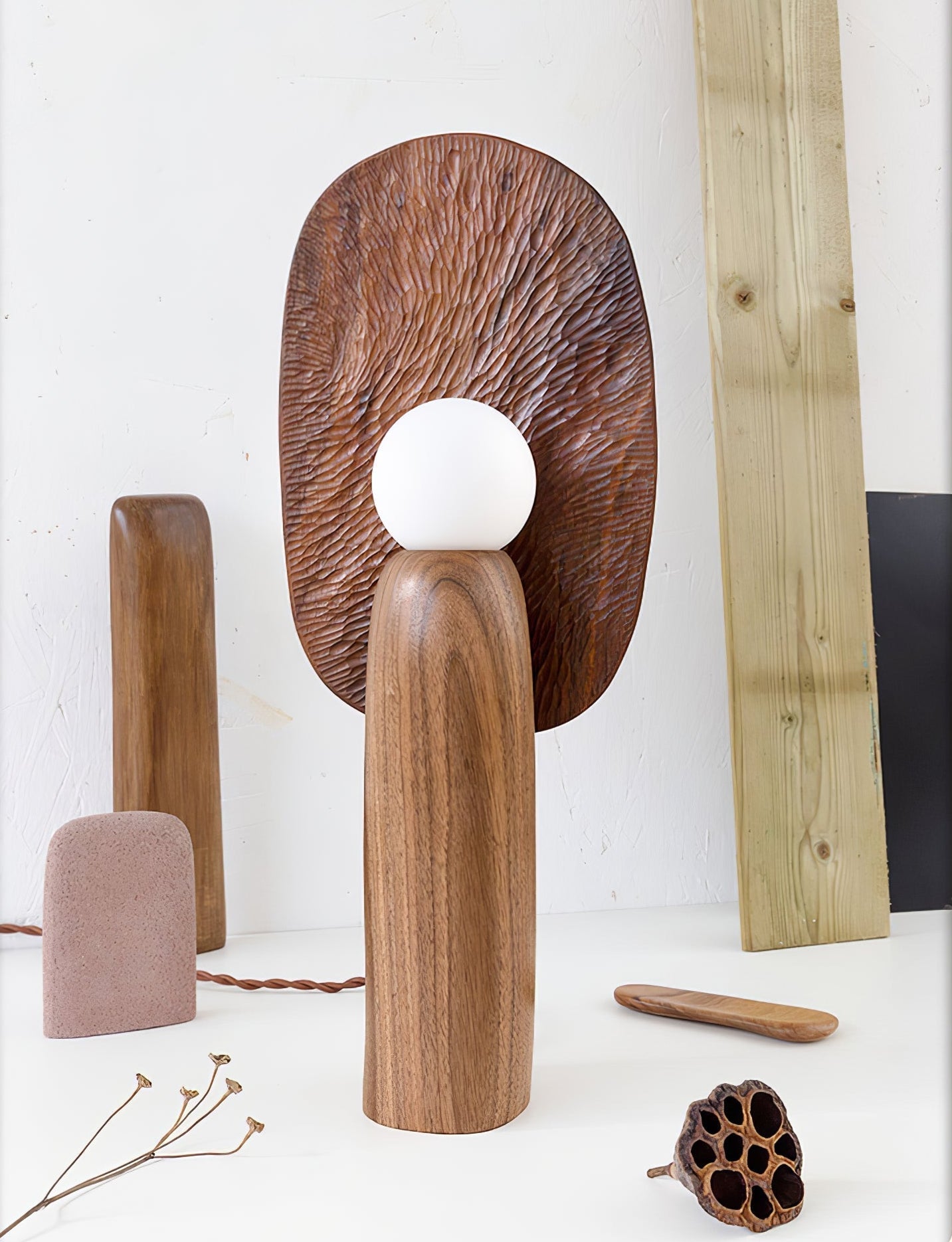 Nael Spirit Table Lamps-Neutral Decor