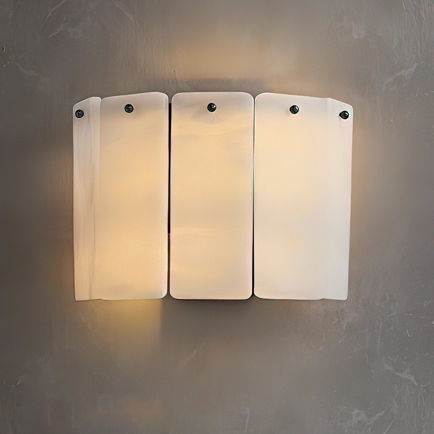Fractured Alabaster Wall Sconce-Neutral Decor