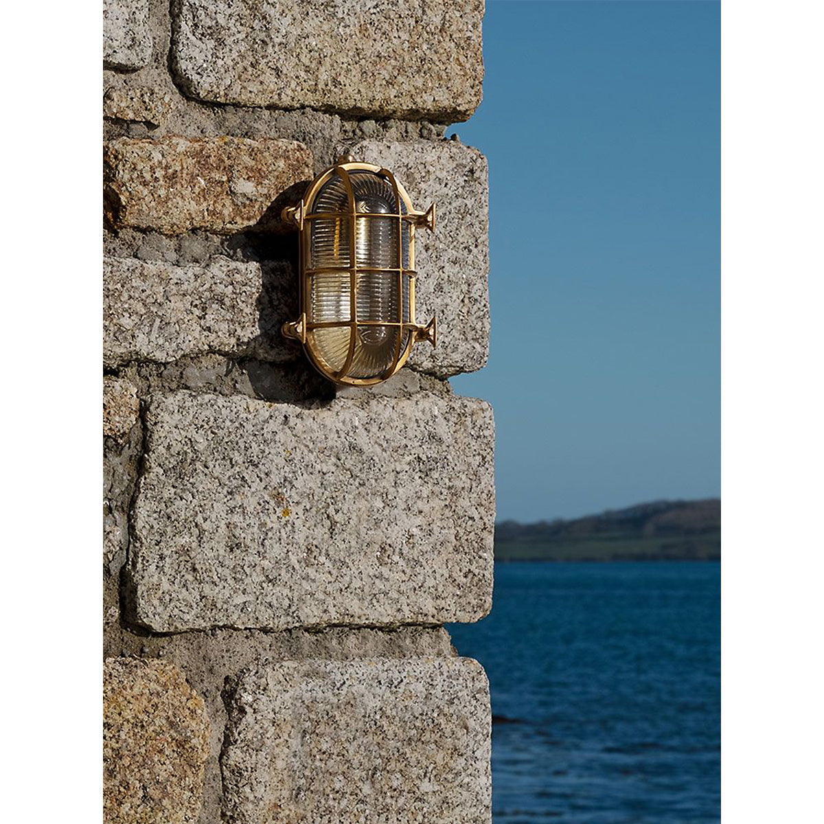 Caspian Wall Lamp