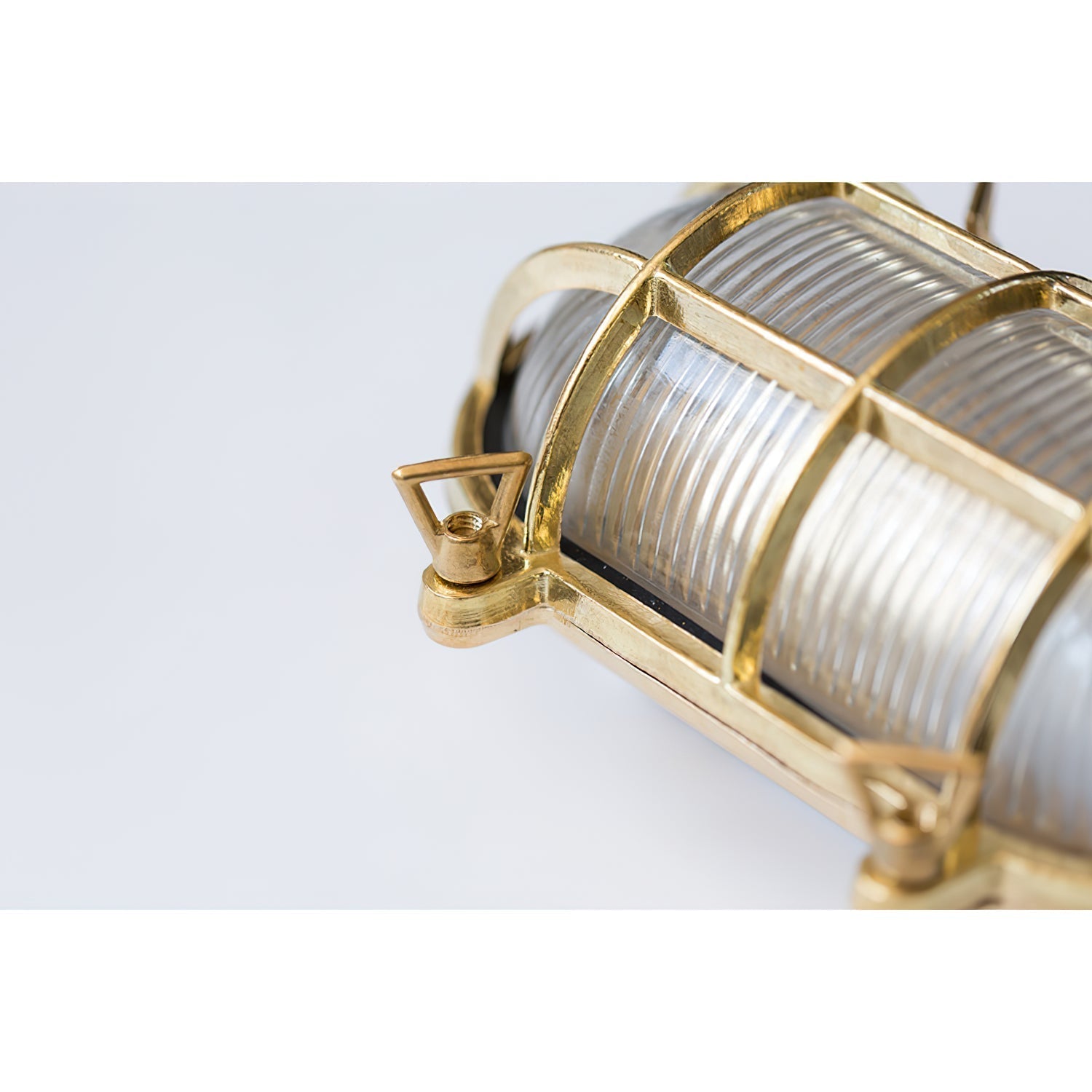 Caspian Wall Lamp