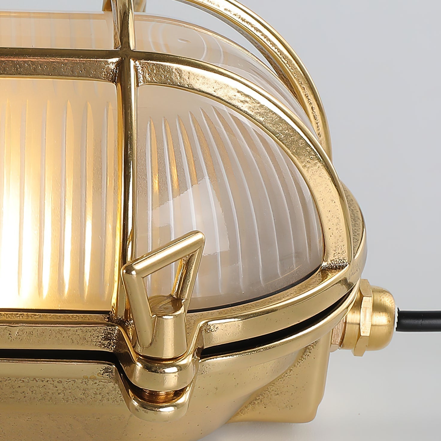 Caspian Wall Lamp
