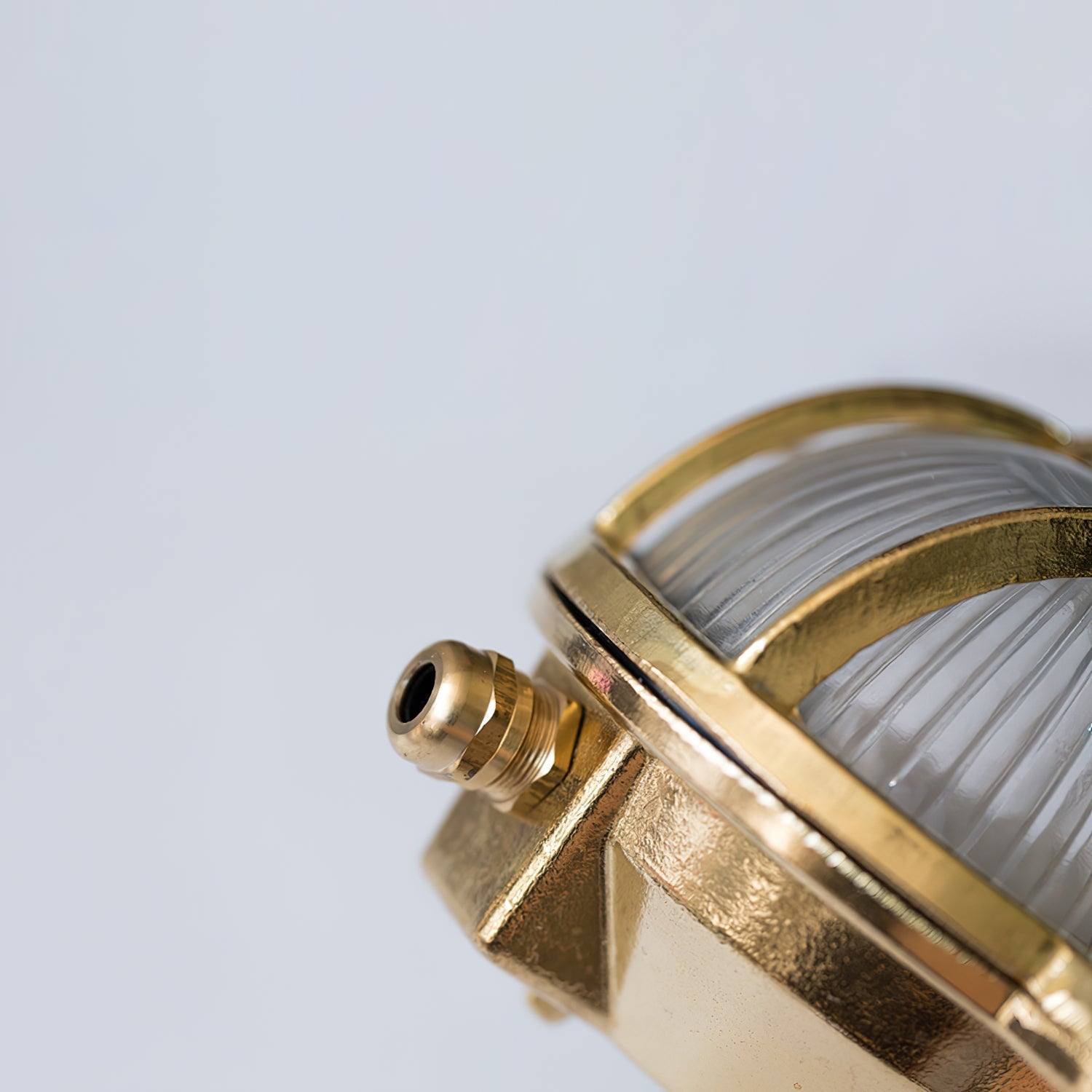 Caspian Wall Lamp