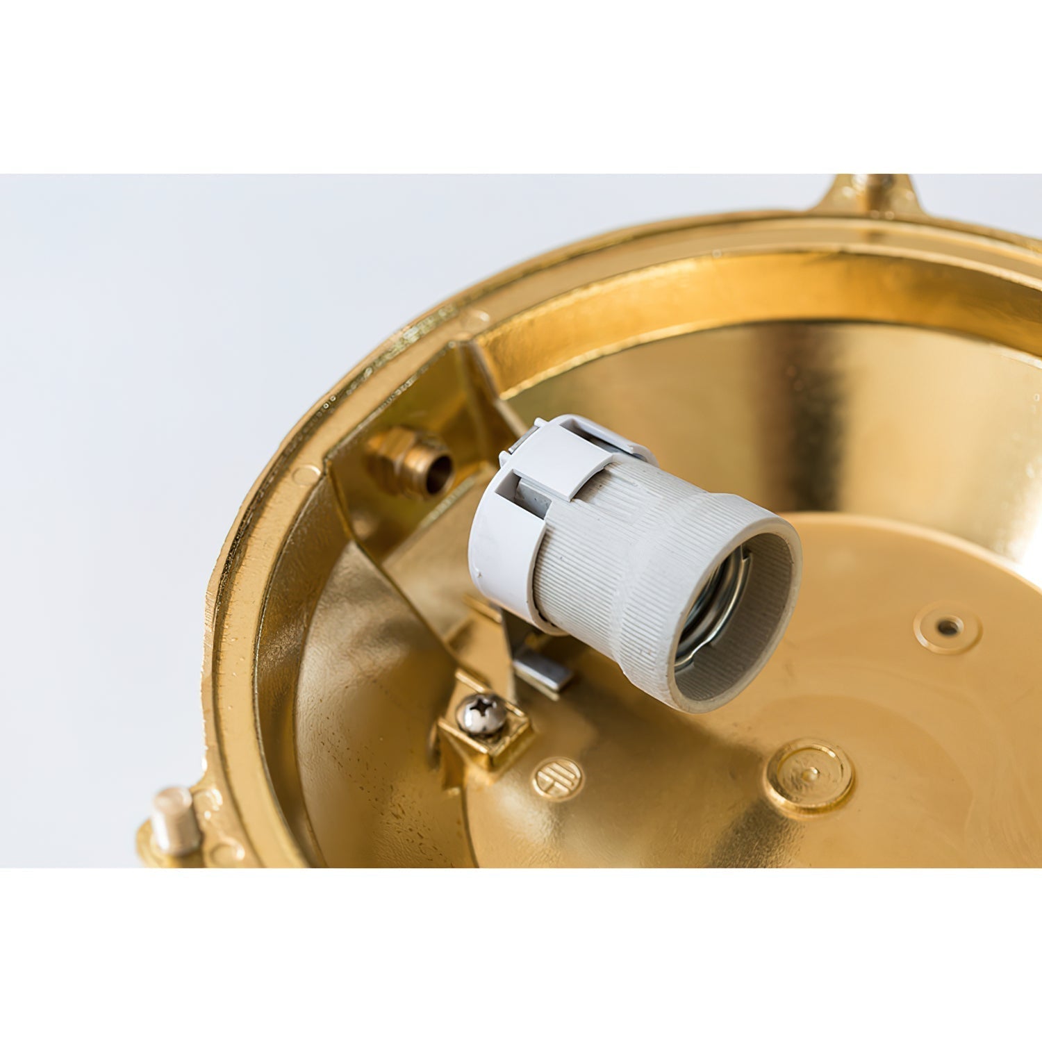 Caspian Wall Lamp