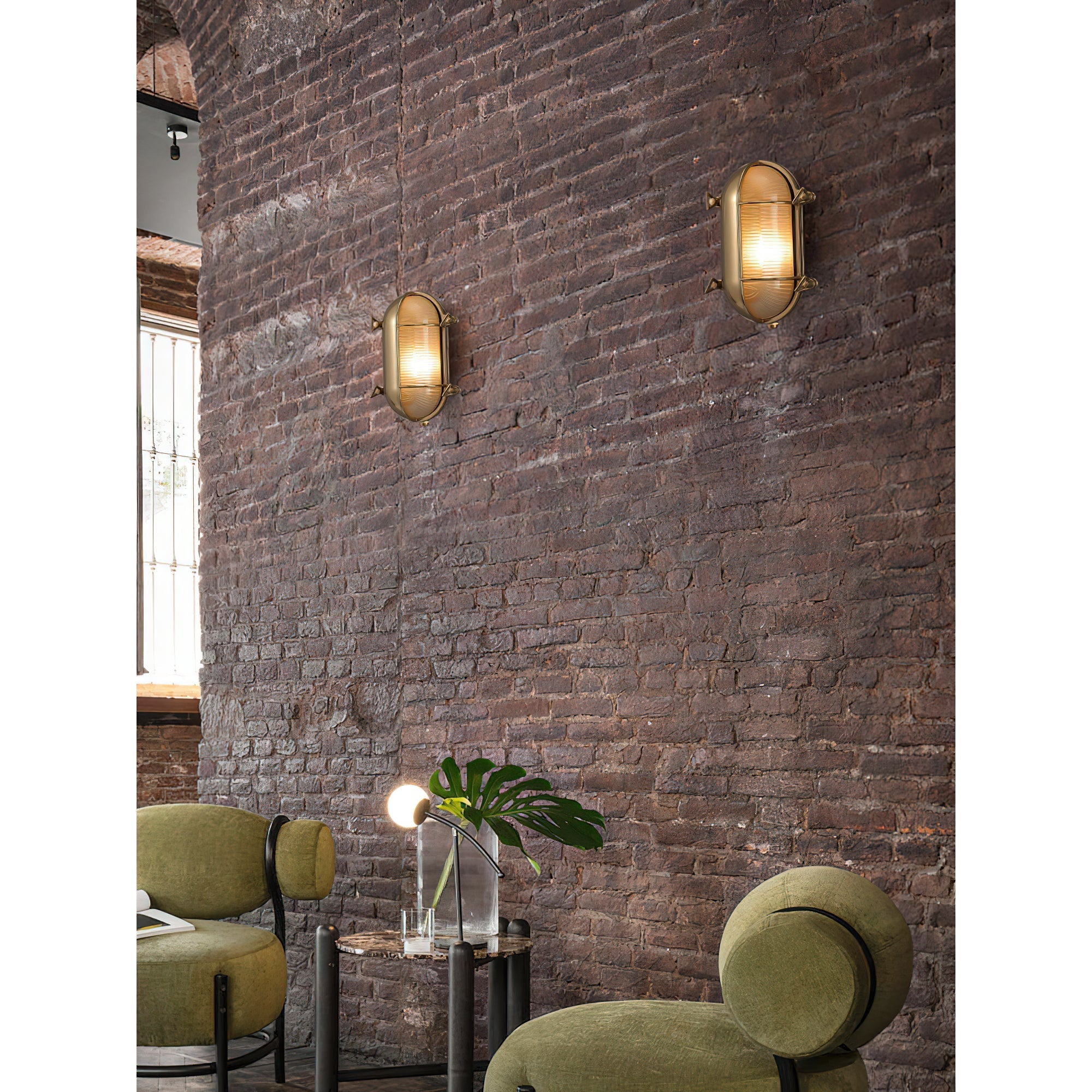 Caspian Wall Lamp