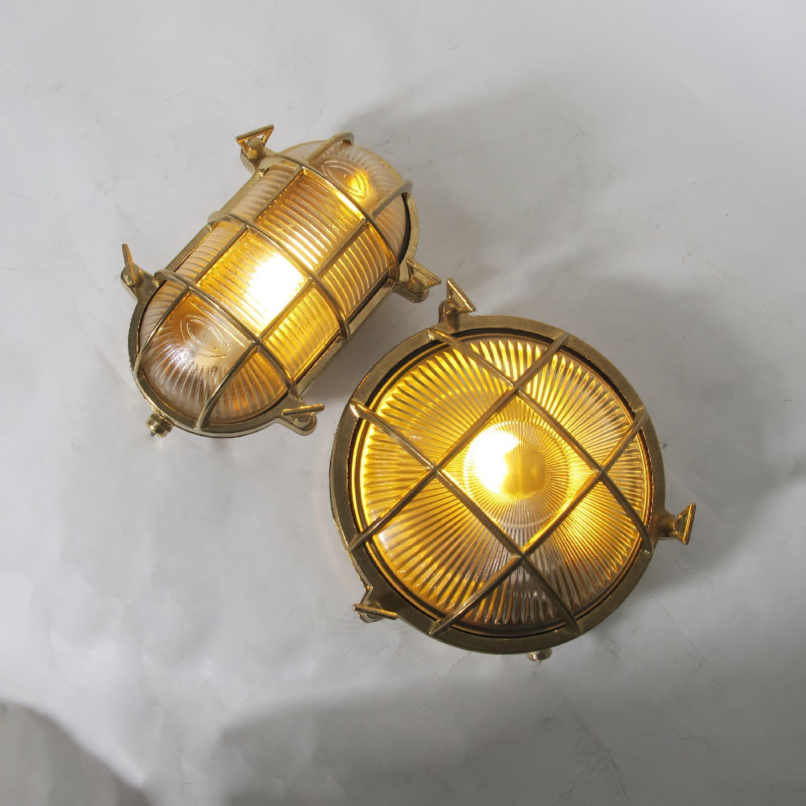 Caspian Wall Lamp