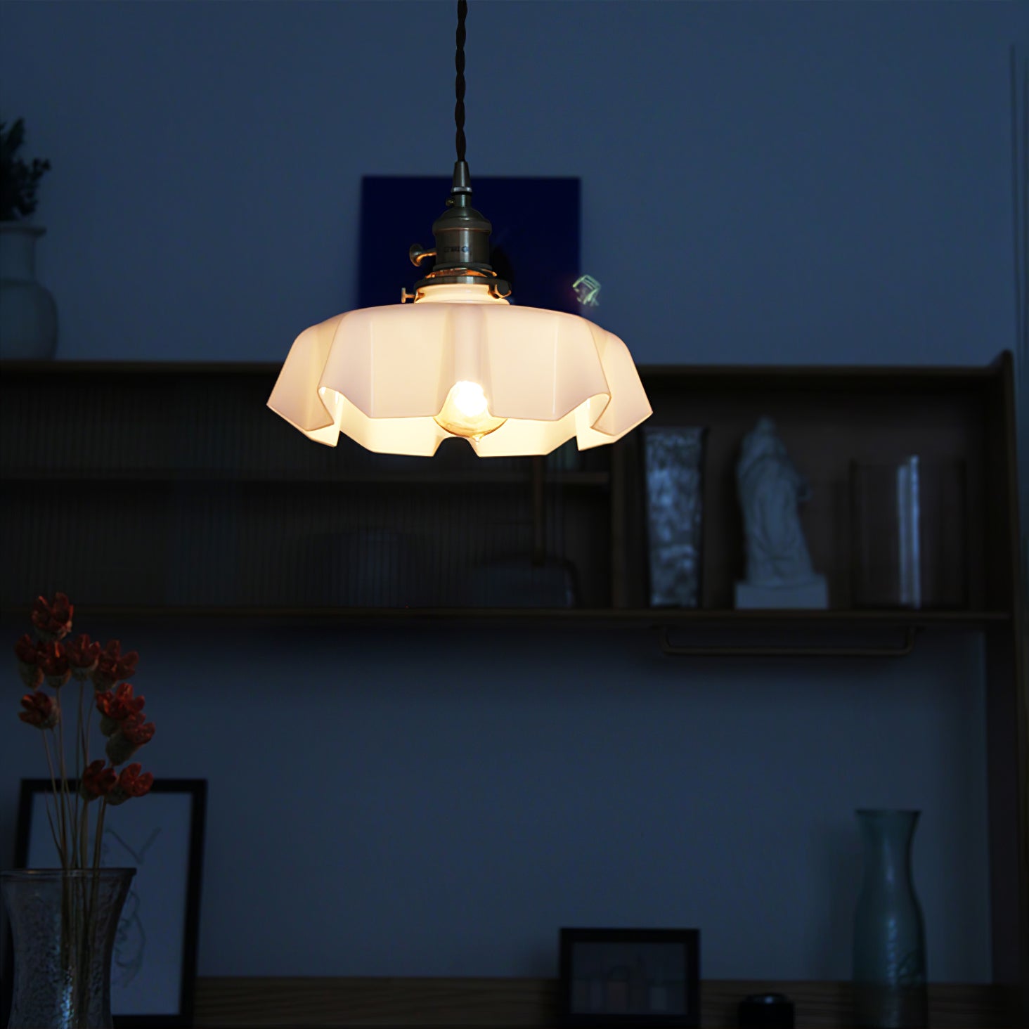 Civen Farmhouse Ruffled Pendant Light - Neutralighting