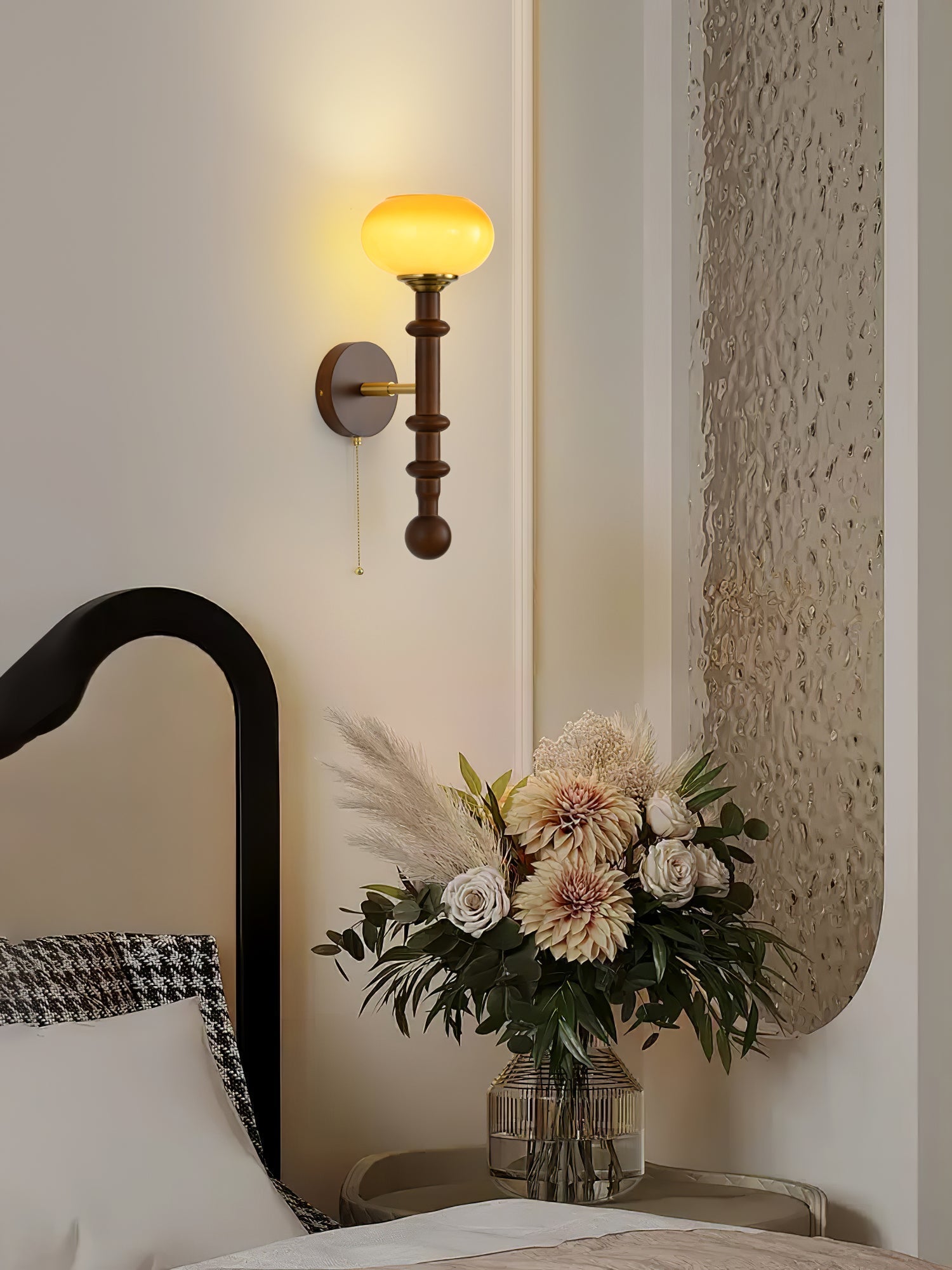 Hilda Roma Elegance Wood Sconce Wall lamp-Neutral Decor
