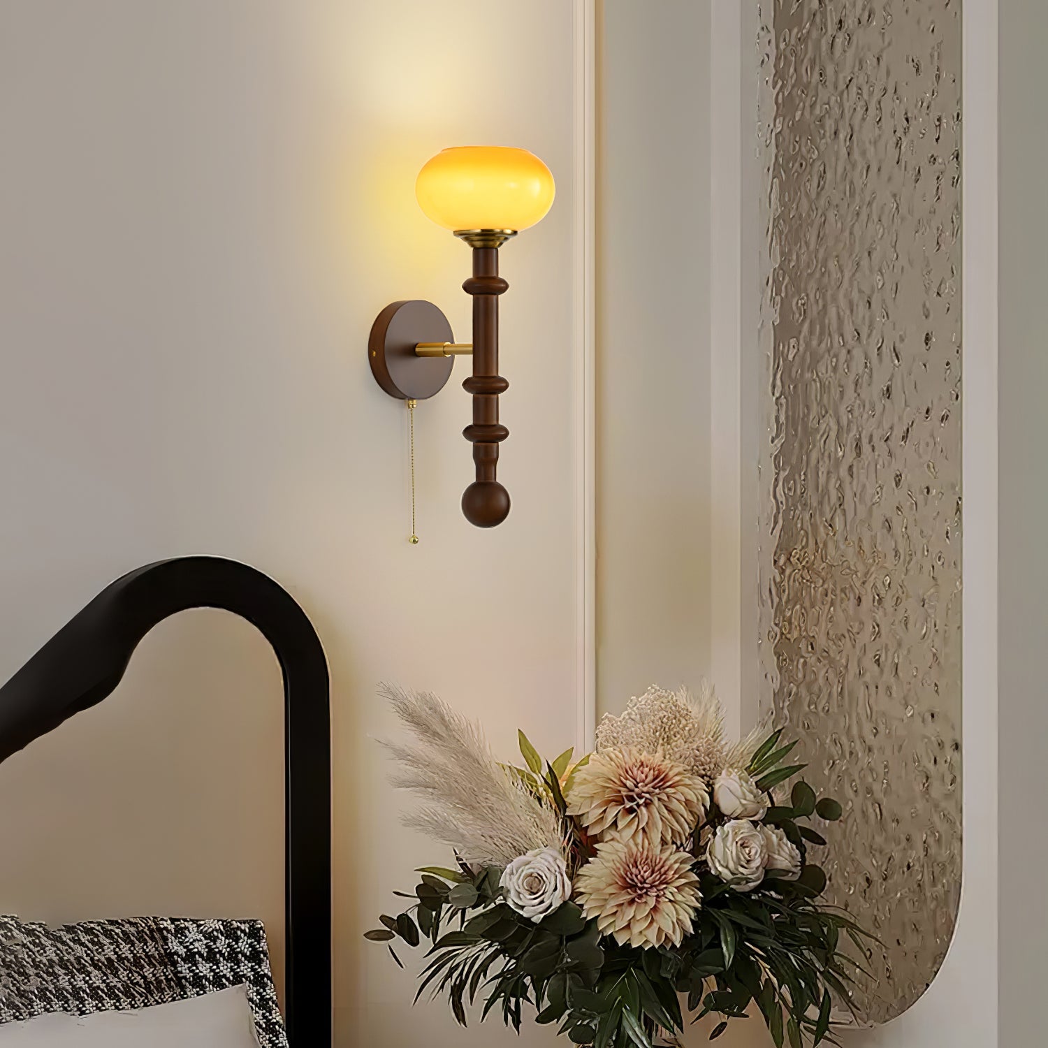 Hilda Roma Elegance Wood Sconce Wall lamp-Neutral Decor