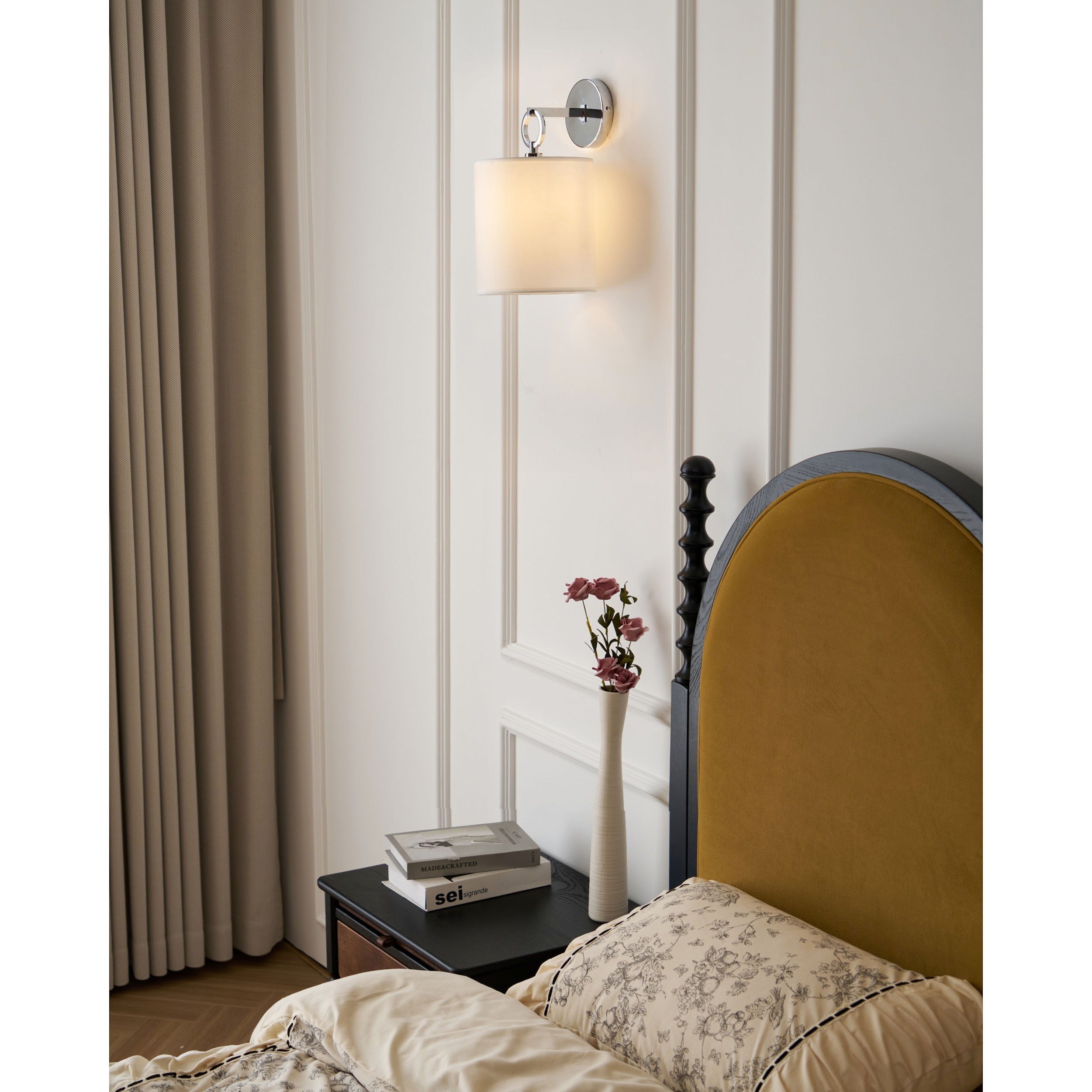 Delphine Wall Lamp