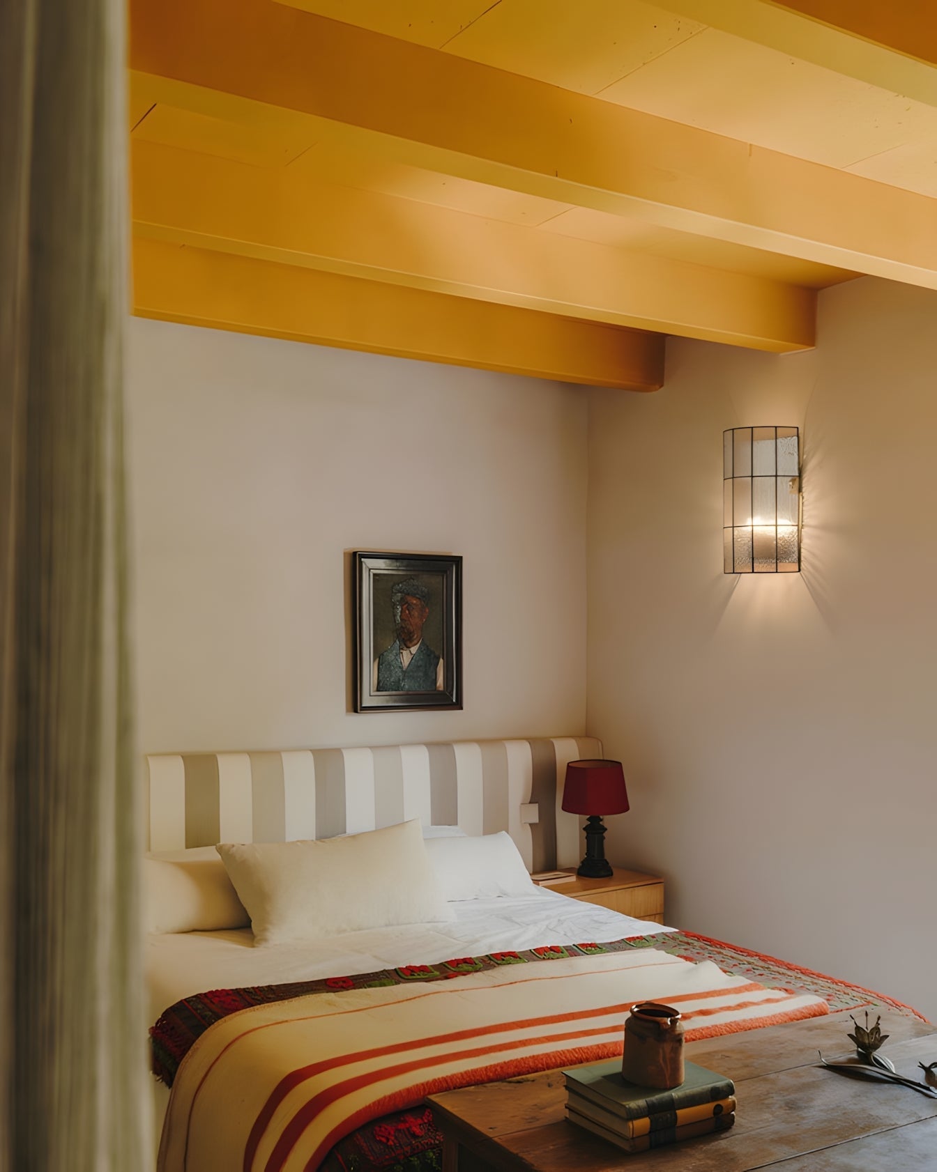Emberlyn Guy 731 Wall Lamp