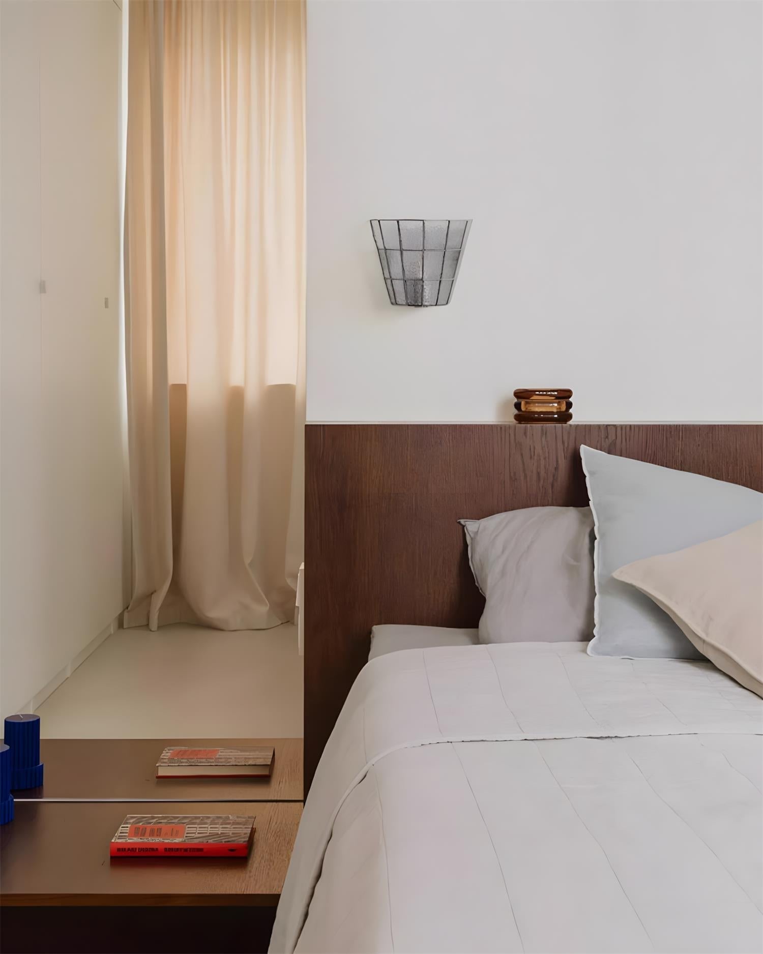 Auretta Wall Light