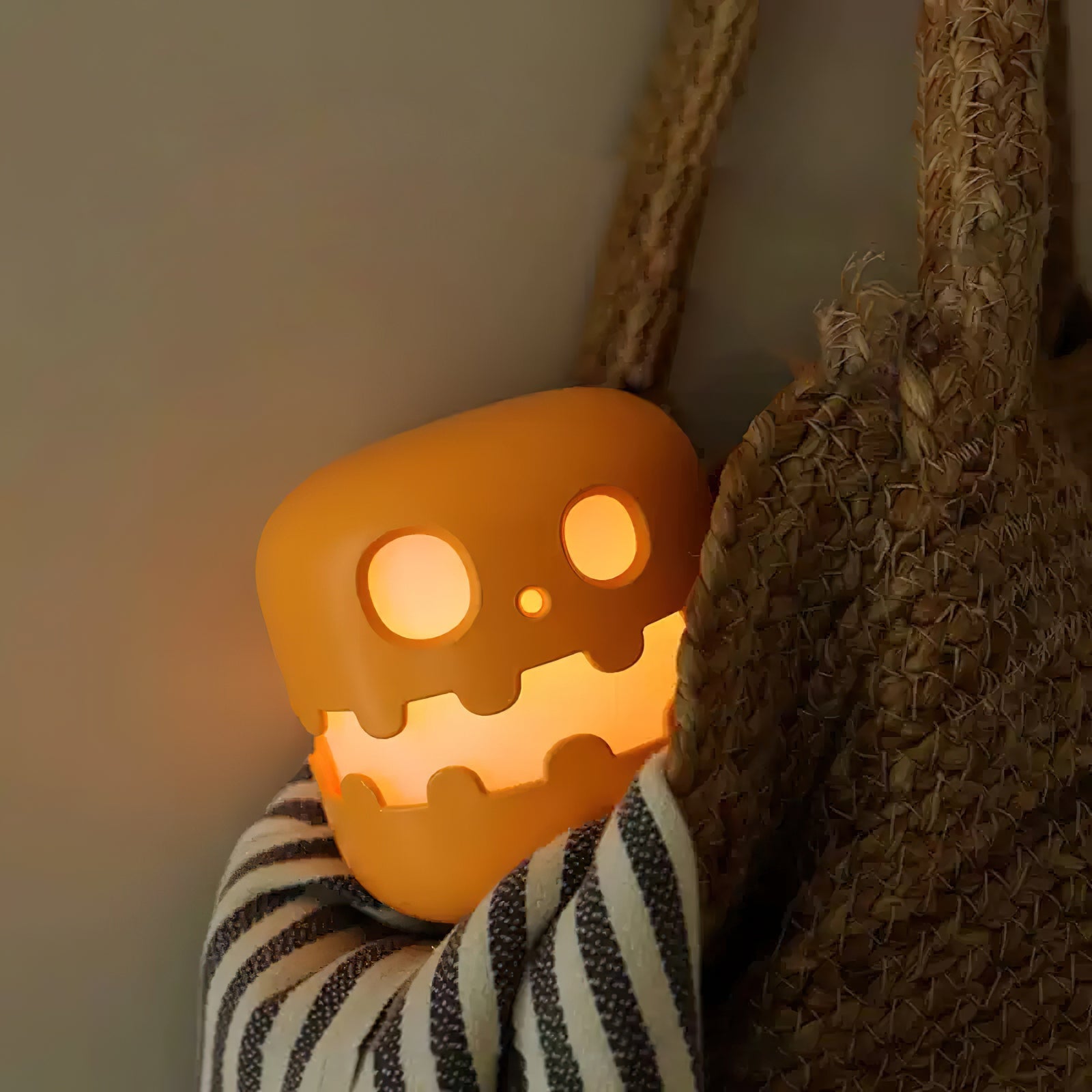 Milo Table Lamp
