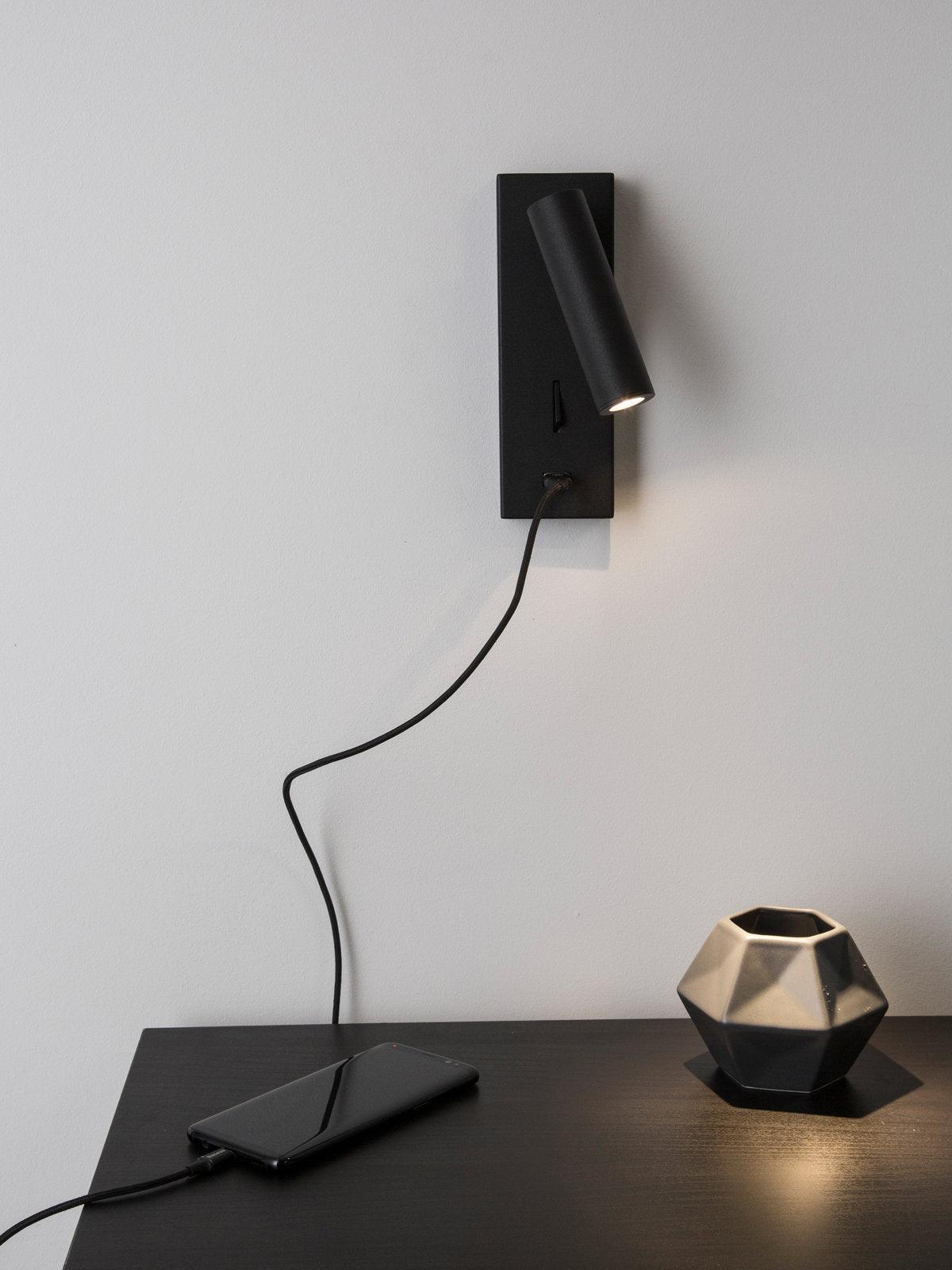 Sothis Modern Minimalist Bedside USB Black Wall Light-Neutral Decor