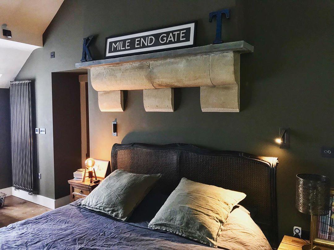 Virixel Industrial Wall Lamp-Neutral Decor