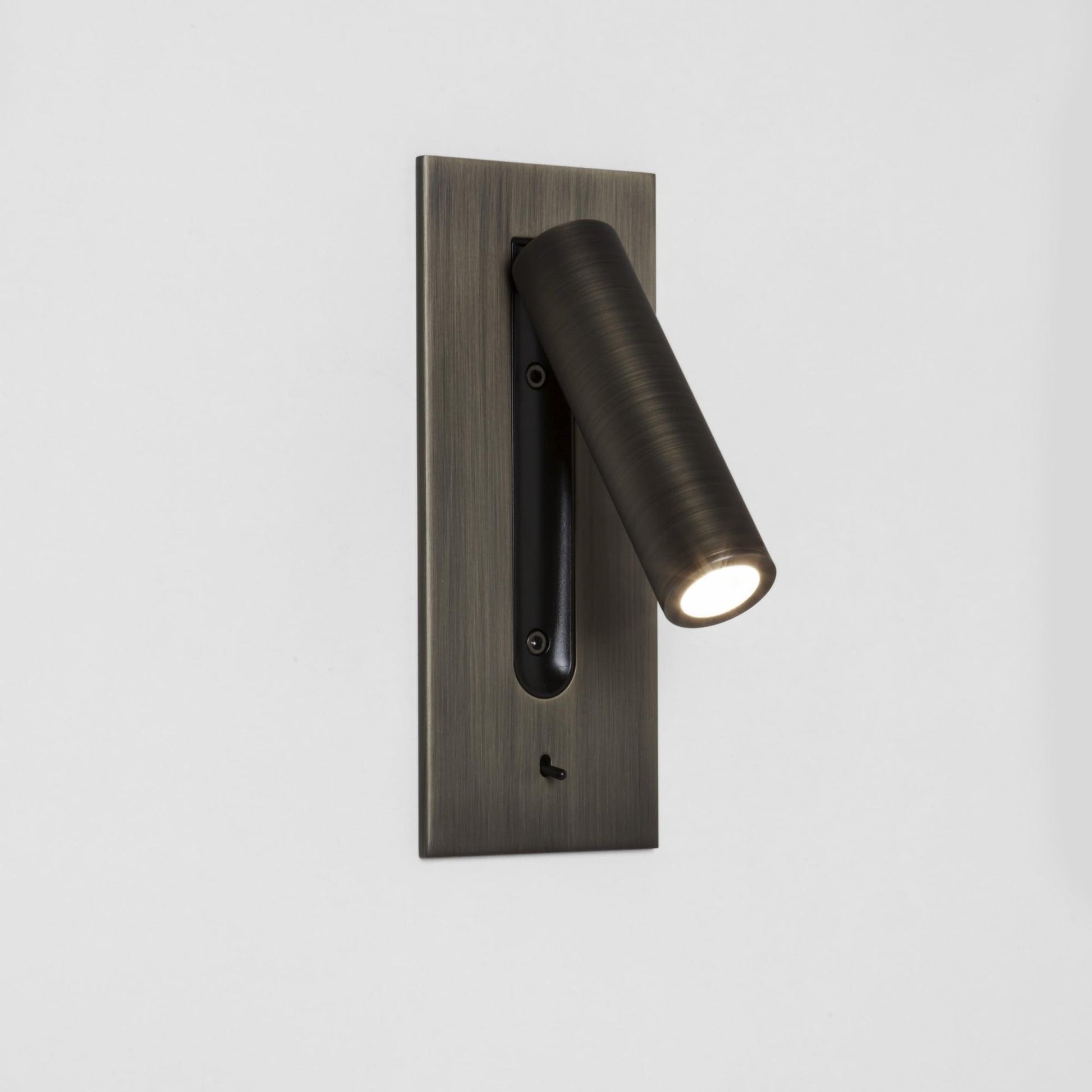 Virixel Industrial Wall Lamp-Neutral Decor