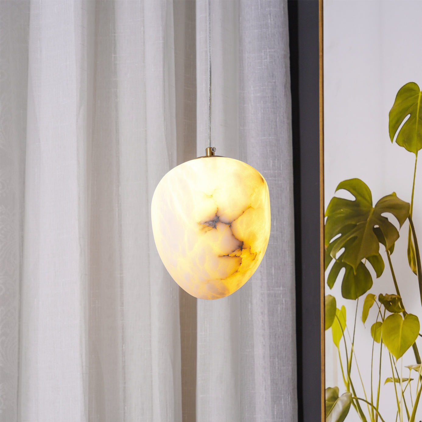 Ralen Pendant Lamp Alabaster Brass Sophistication-Neutral Decor