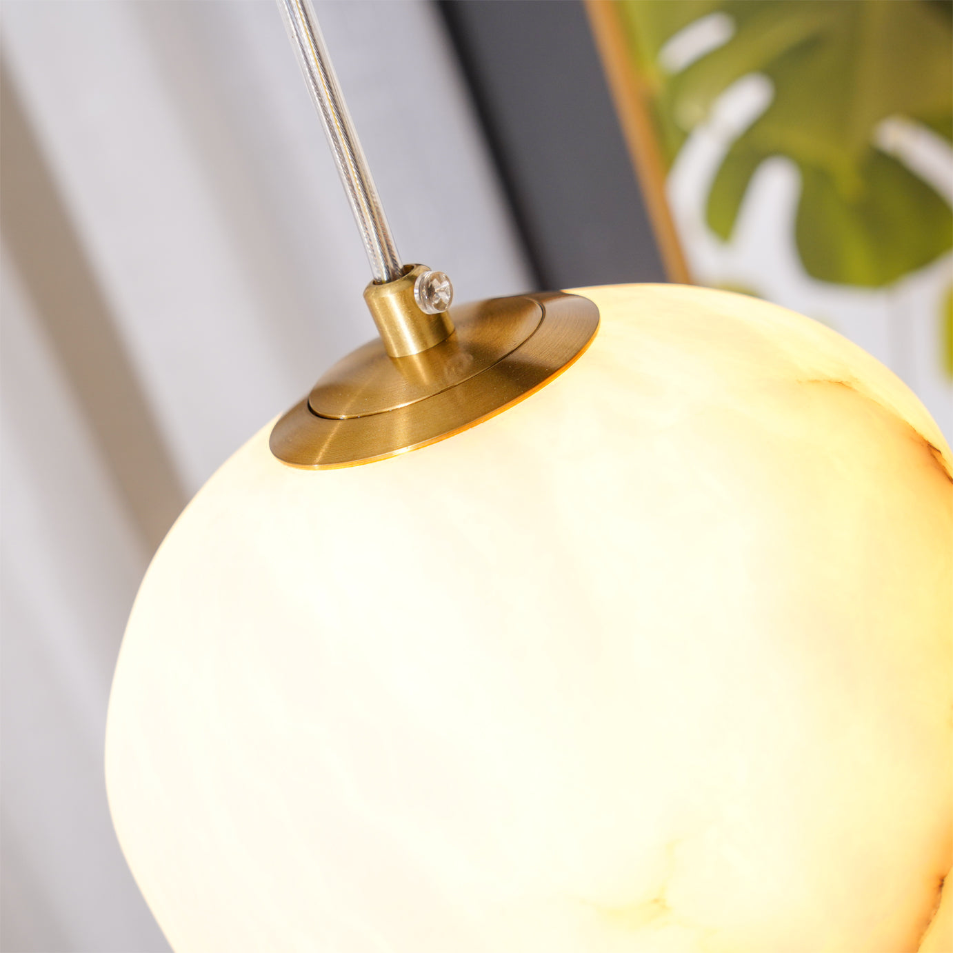 Ralen Pendant Lamp Alabaster Brass Sophistication-Neutral Decor