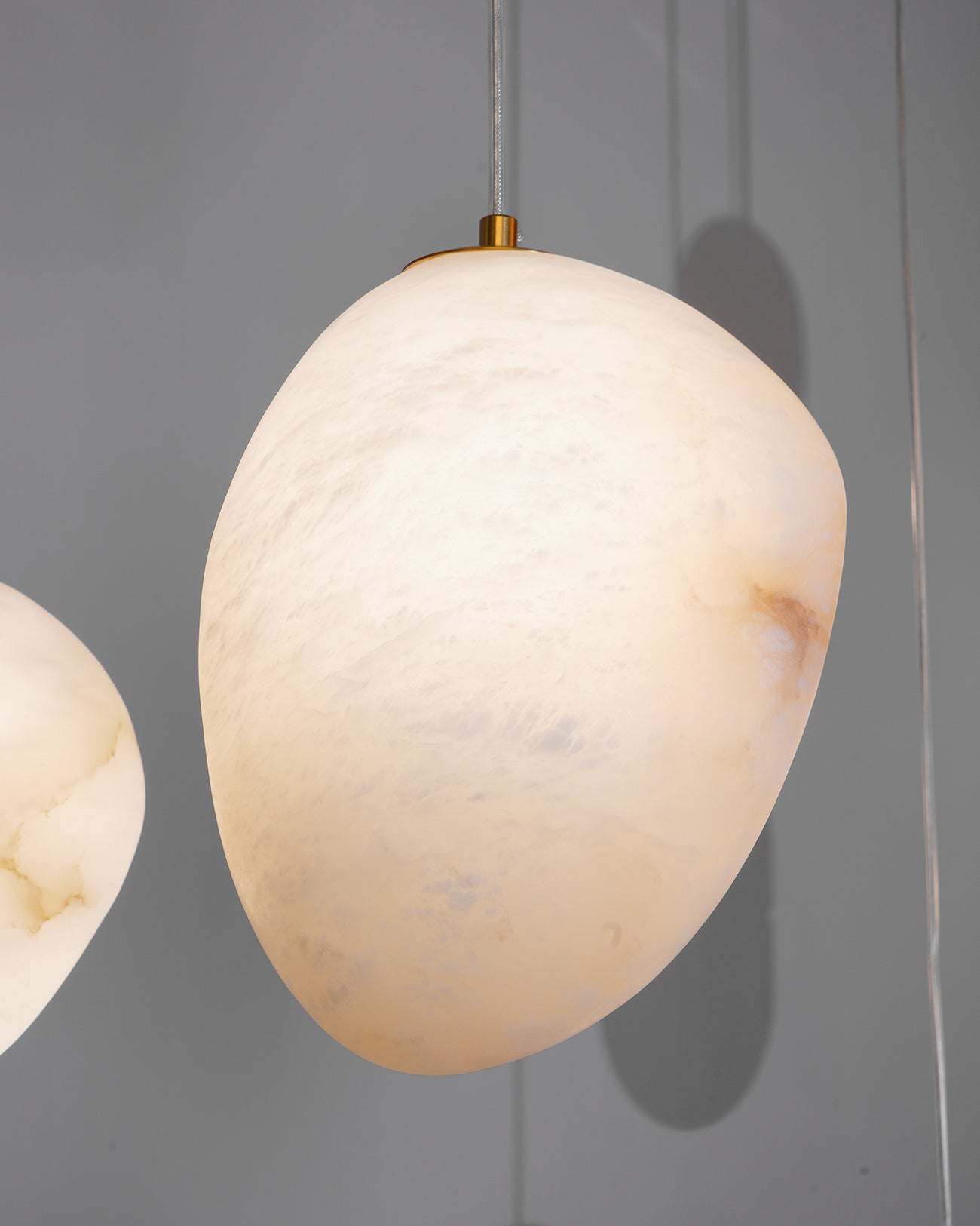 Ralen Pendant Lamp Alabaster Brass Sophistication-Neutral Decor