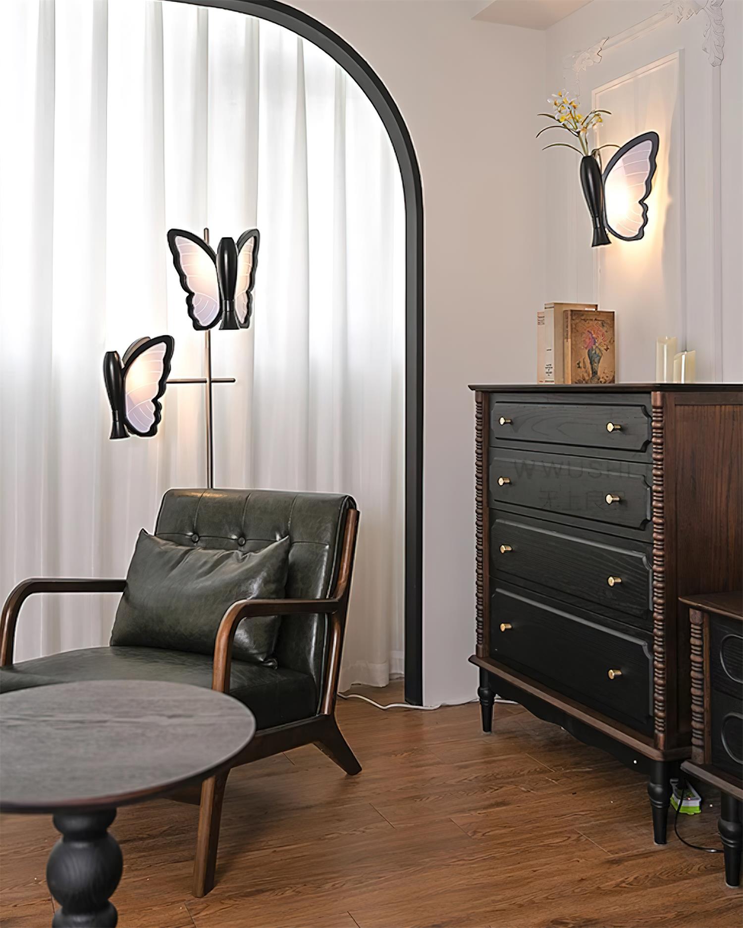 Crysia Floor Lamp