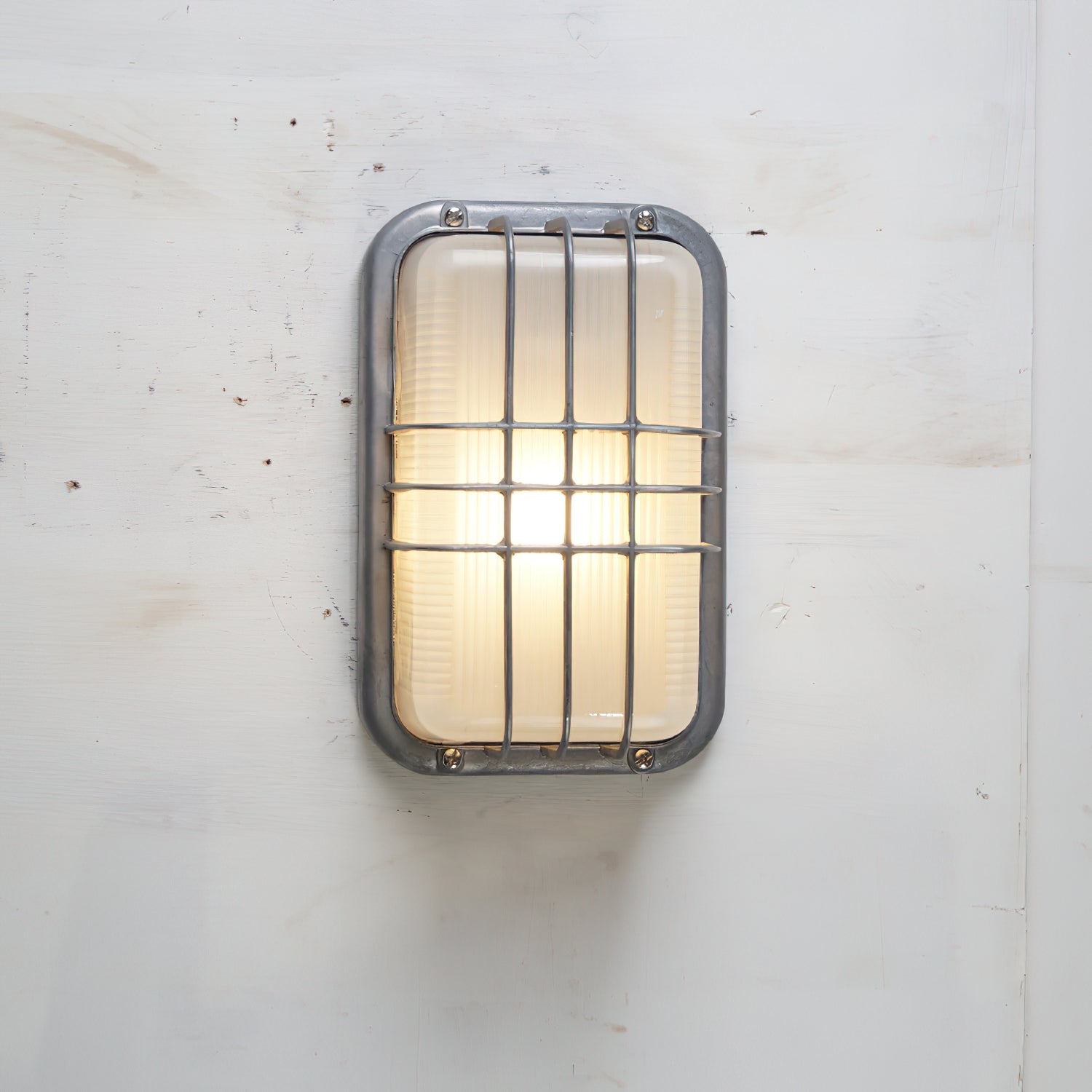 Rowan Outdoor Wall Lamp