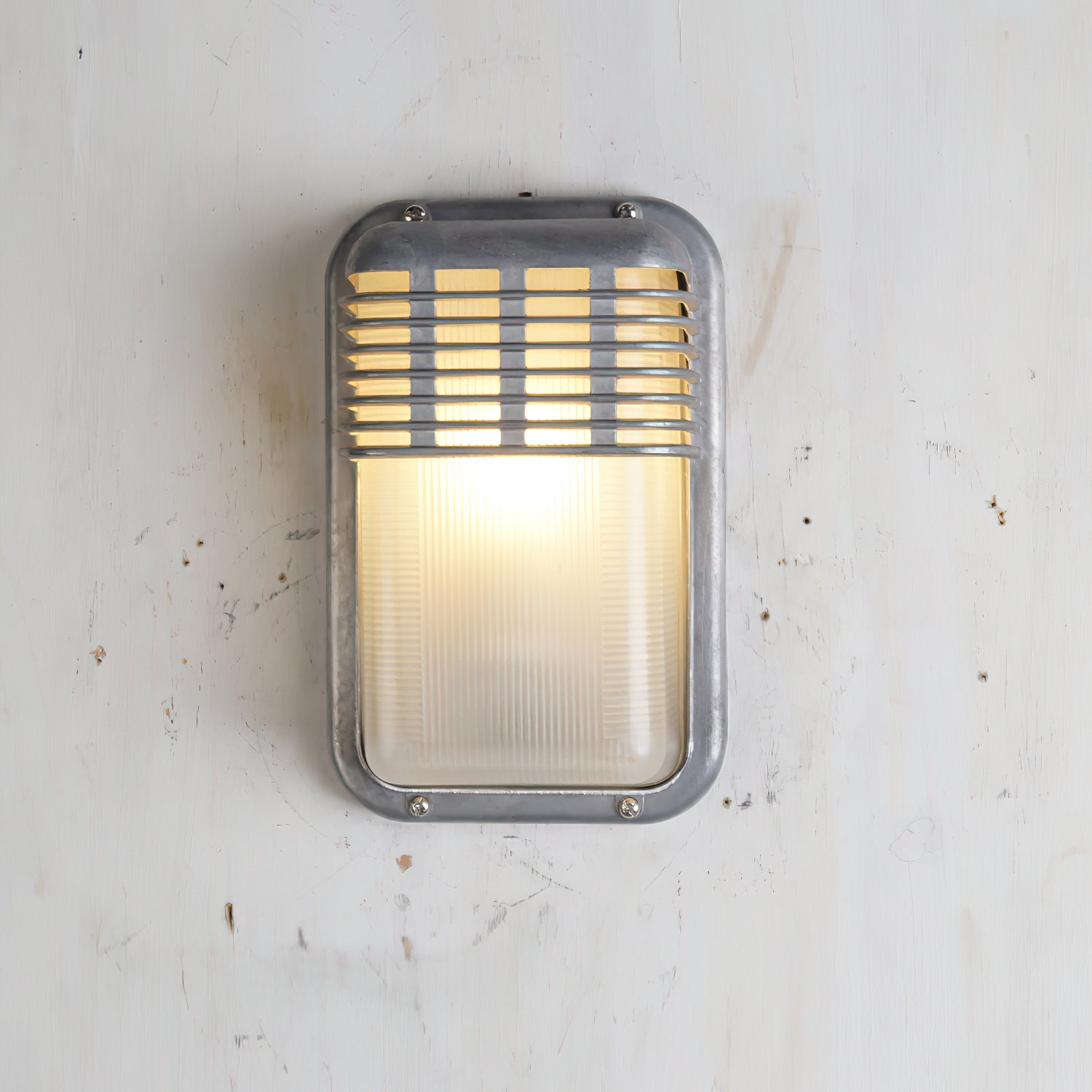 Rowan Outdoor Wall Lamp