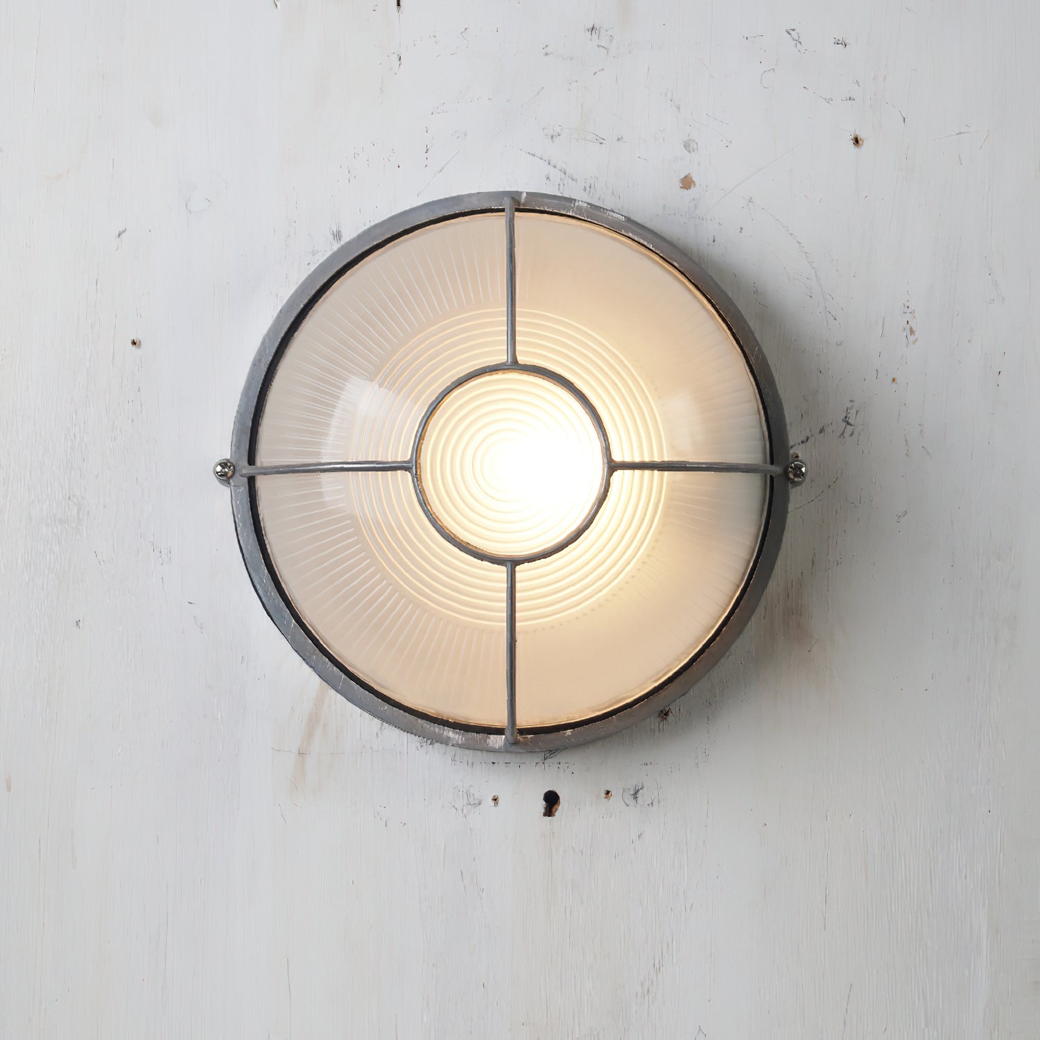 Rowan Outdoor Wall Lamp