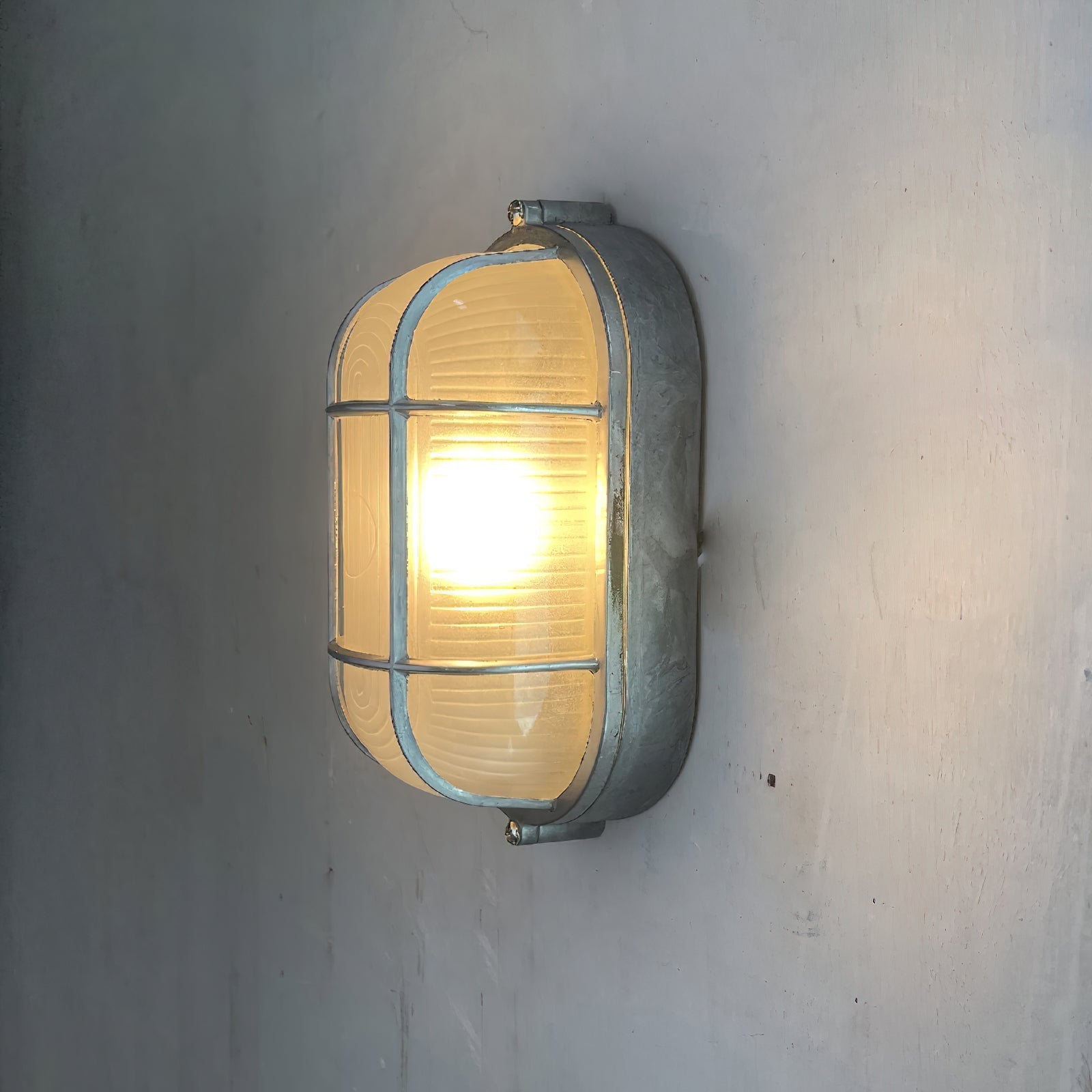Rowan Outdoor Wall Lamp